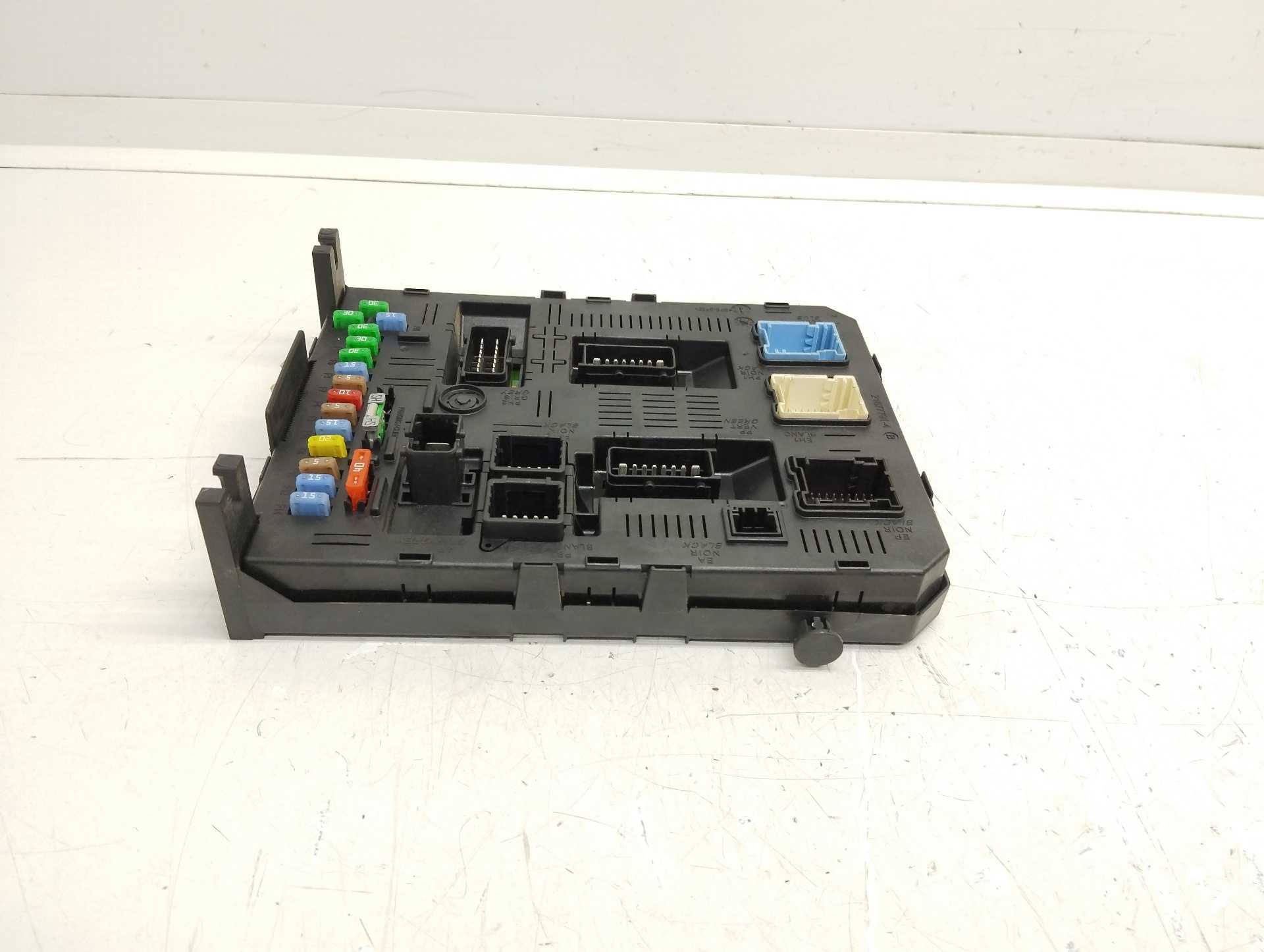 Recambio de centralita bsi para peugeot 307 berlina (s2) xs referencia OEM IAM 9663510580 216760315B 281197392A