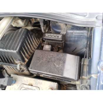 CAJA RELES / FUSIBLES 