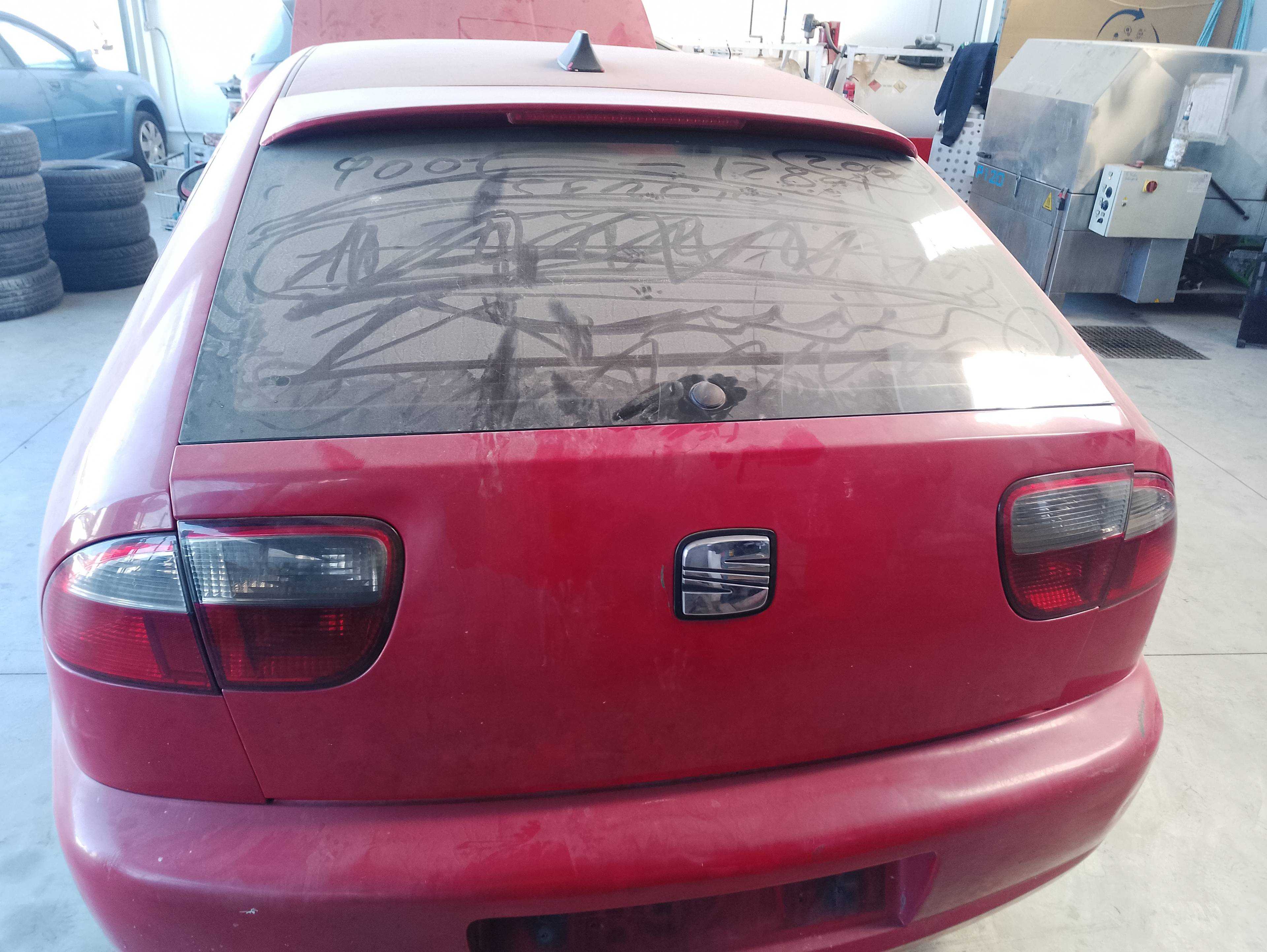 Recambio de porton trasero para seat leon (1m1) fr special edition referencia OEM IAM   