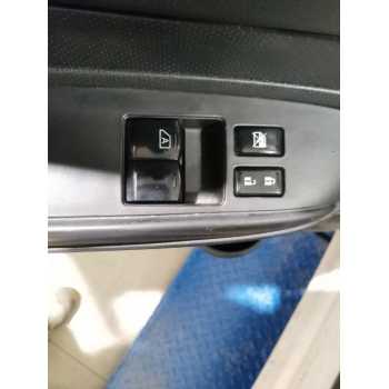 Recambio de mando elevalunas delantero izquierdo para nissan note acenta referencia OEM IAM   