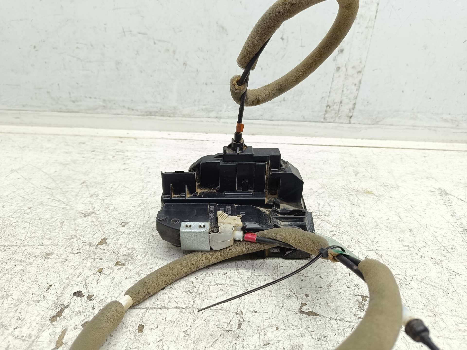 Recambio de cerradura puerta trasera izquierda para nissan qashqai (j11) n-style referencia OEM IAM 825014EA2A  