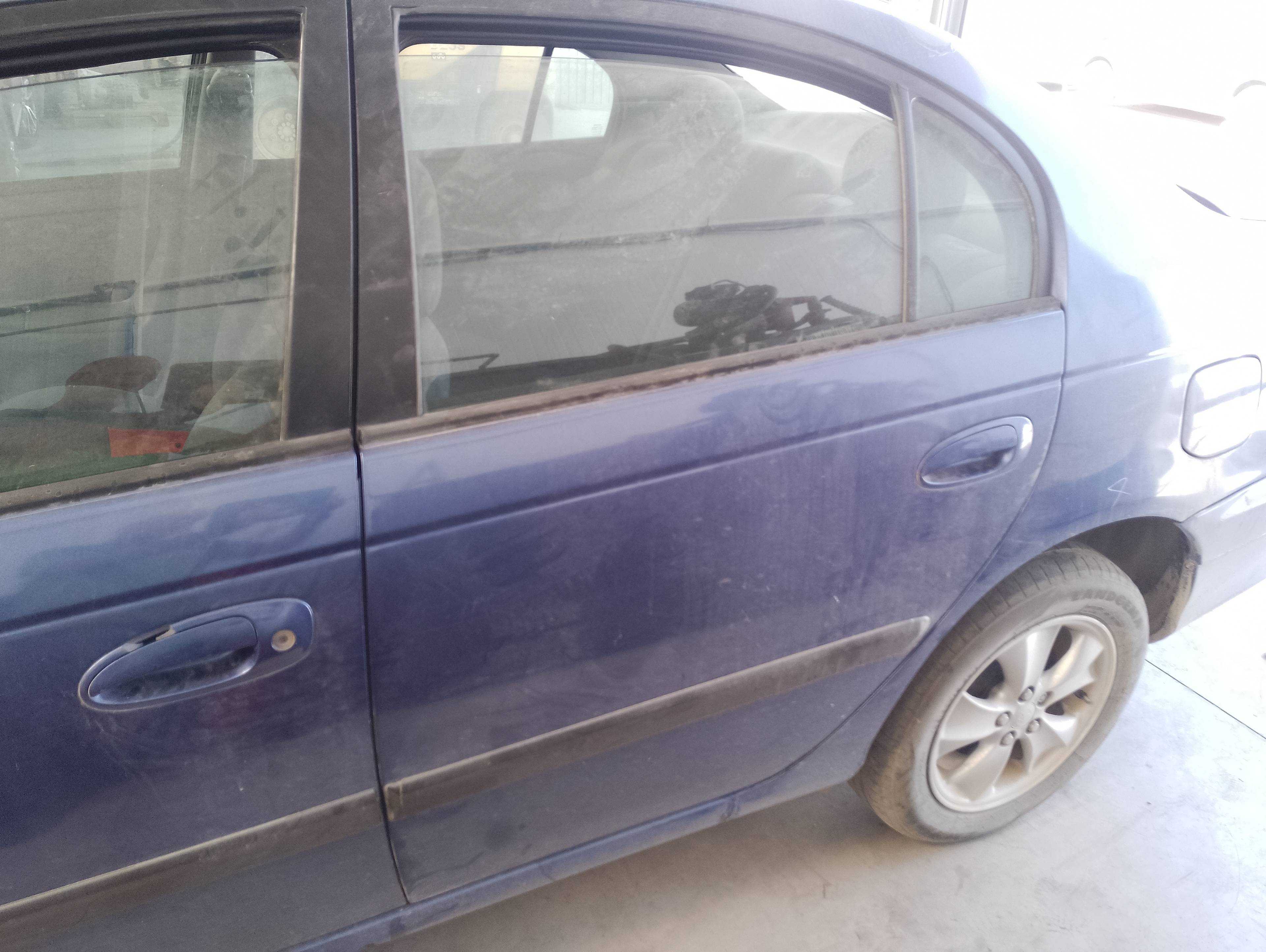 Recambio de puerta trasera izquierda para toyota avensis berlina (t 22) 2.0 td luna (5-ptas.) referencia OEM IAM   