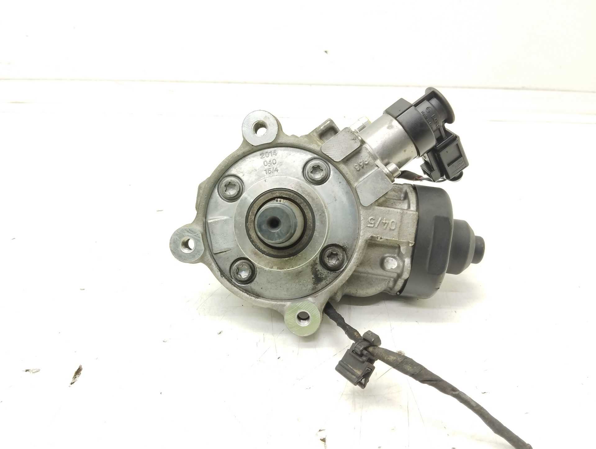 Recambio de bomba inyeccion para volkswagen golf vii lim. (5g1) advance bluemotion referencia OEM IAM  04L130755E 