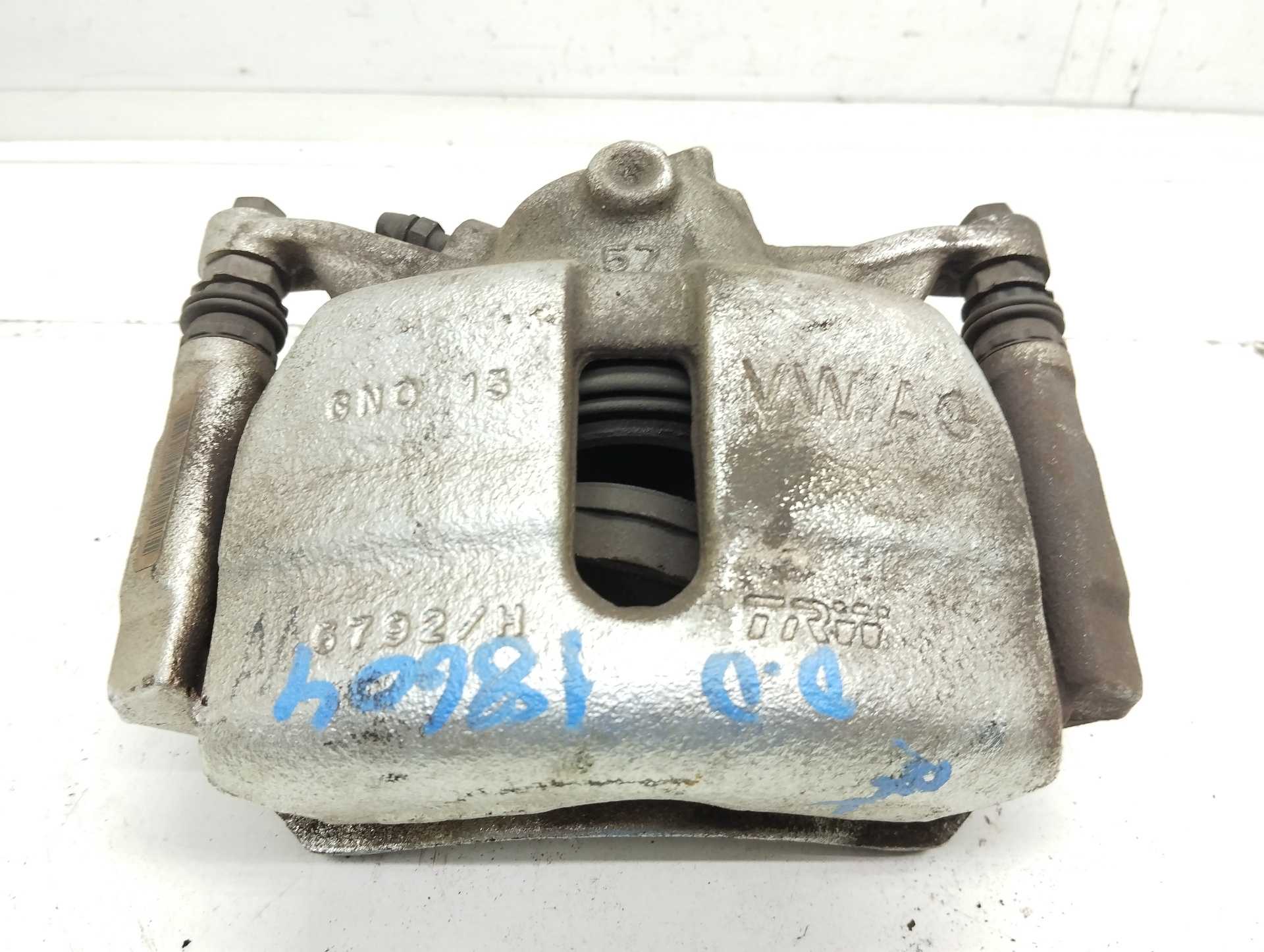 Recambio de pinza de freno delantera derecha para volkswagen t-roc 1.5 16v tsi act referencia OEM IAM  TRW 