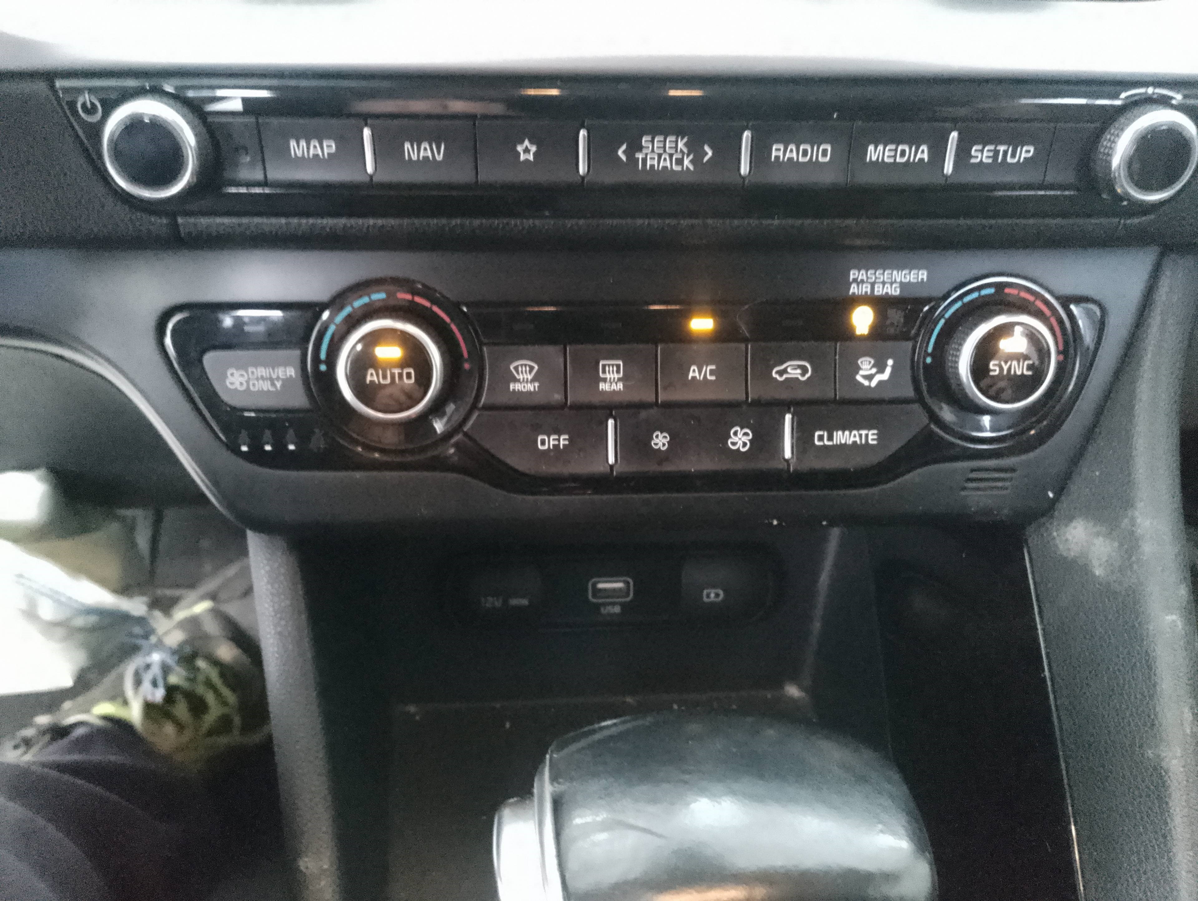 Recambio de mando climatizador para kia niro e-niro concept referencia OEM IAM   