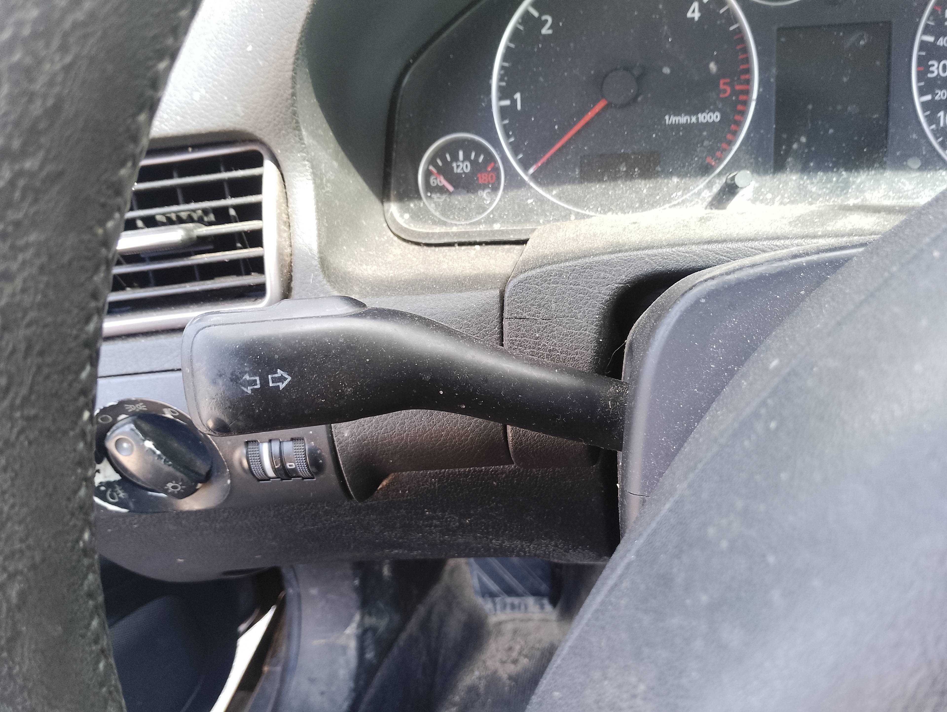 Recambio de mando intermitentes para audi a6 berlina (4b2) 2.5 tdi referencia OEM IAM   