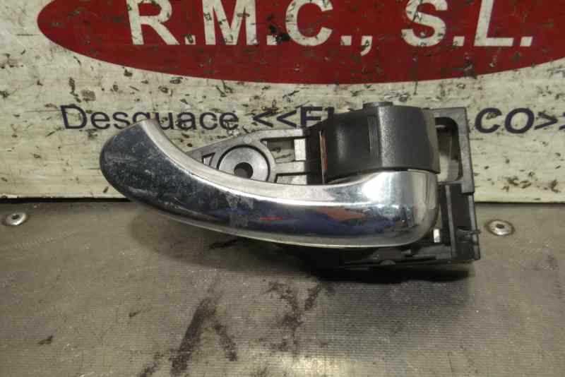 Recambio de maneta interior trasera derecha para toyota rav 4 (a3) executive referencia OEM IAM   