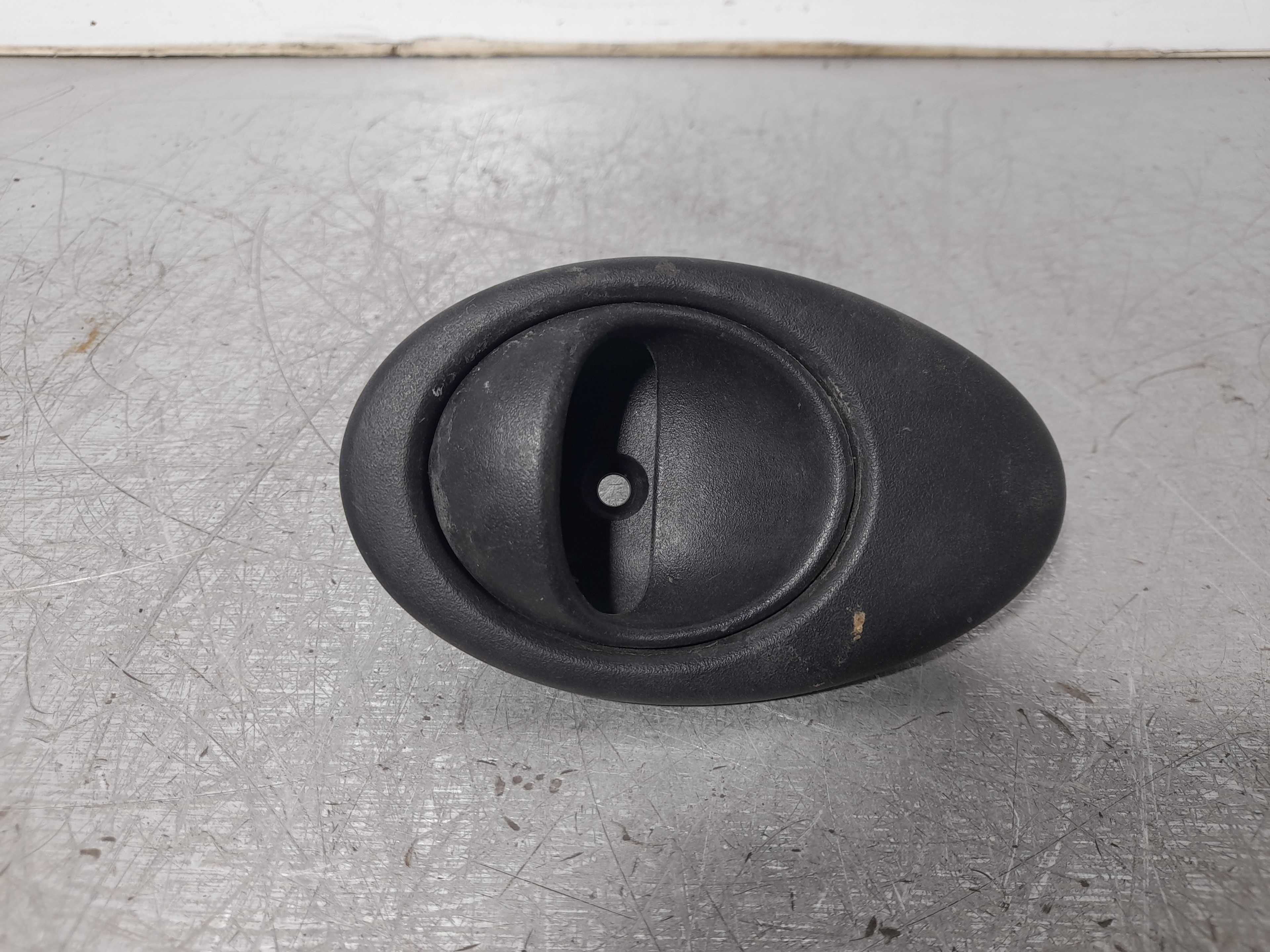 Recambio de maneta interior trasera derecha para chevrolet matiz se referencia OEM IAM   