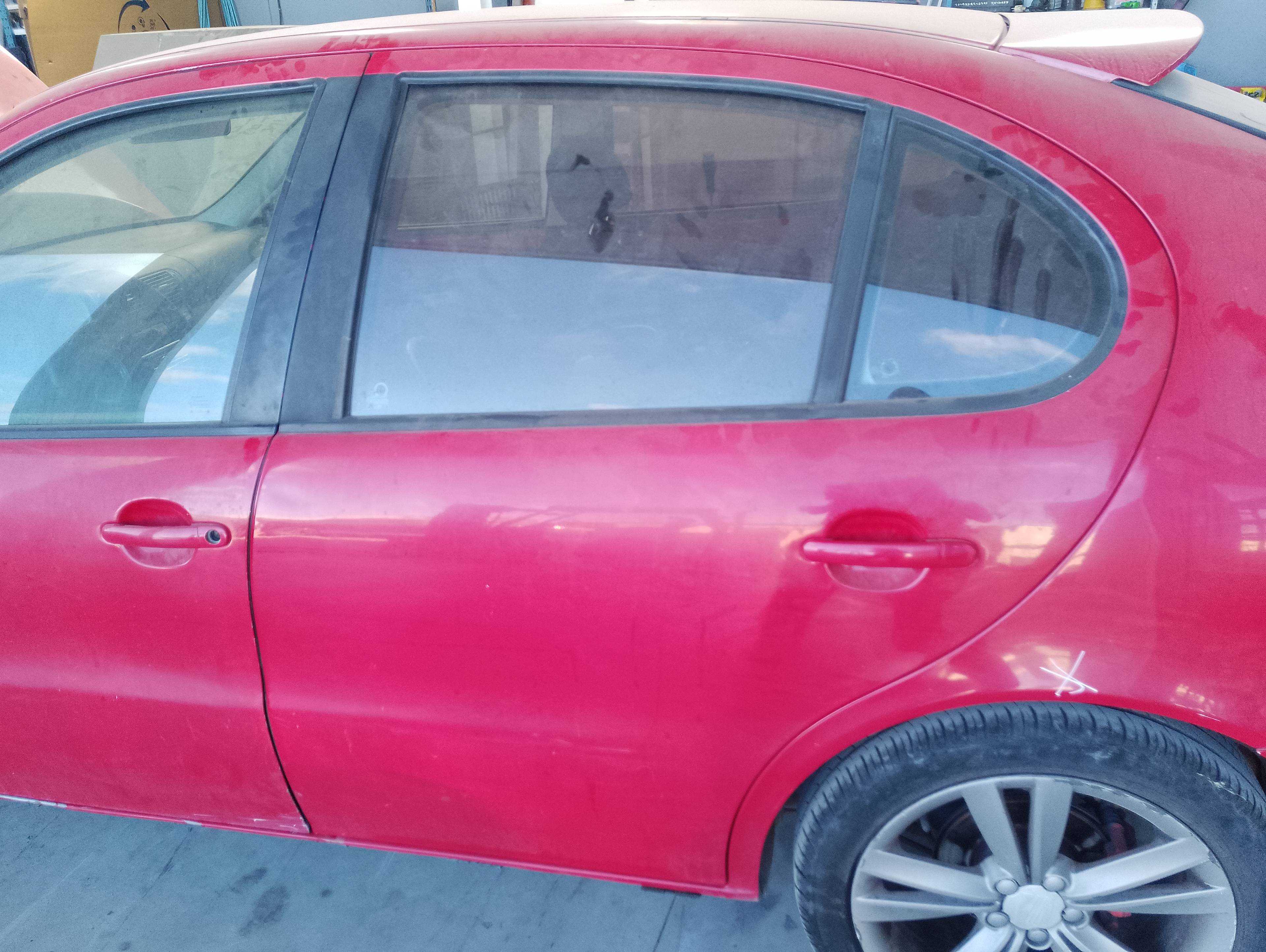 Recambio de puerta trasera izquierda para seat leon (1m1) fr special edition referencia OEM IAM   