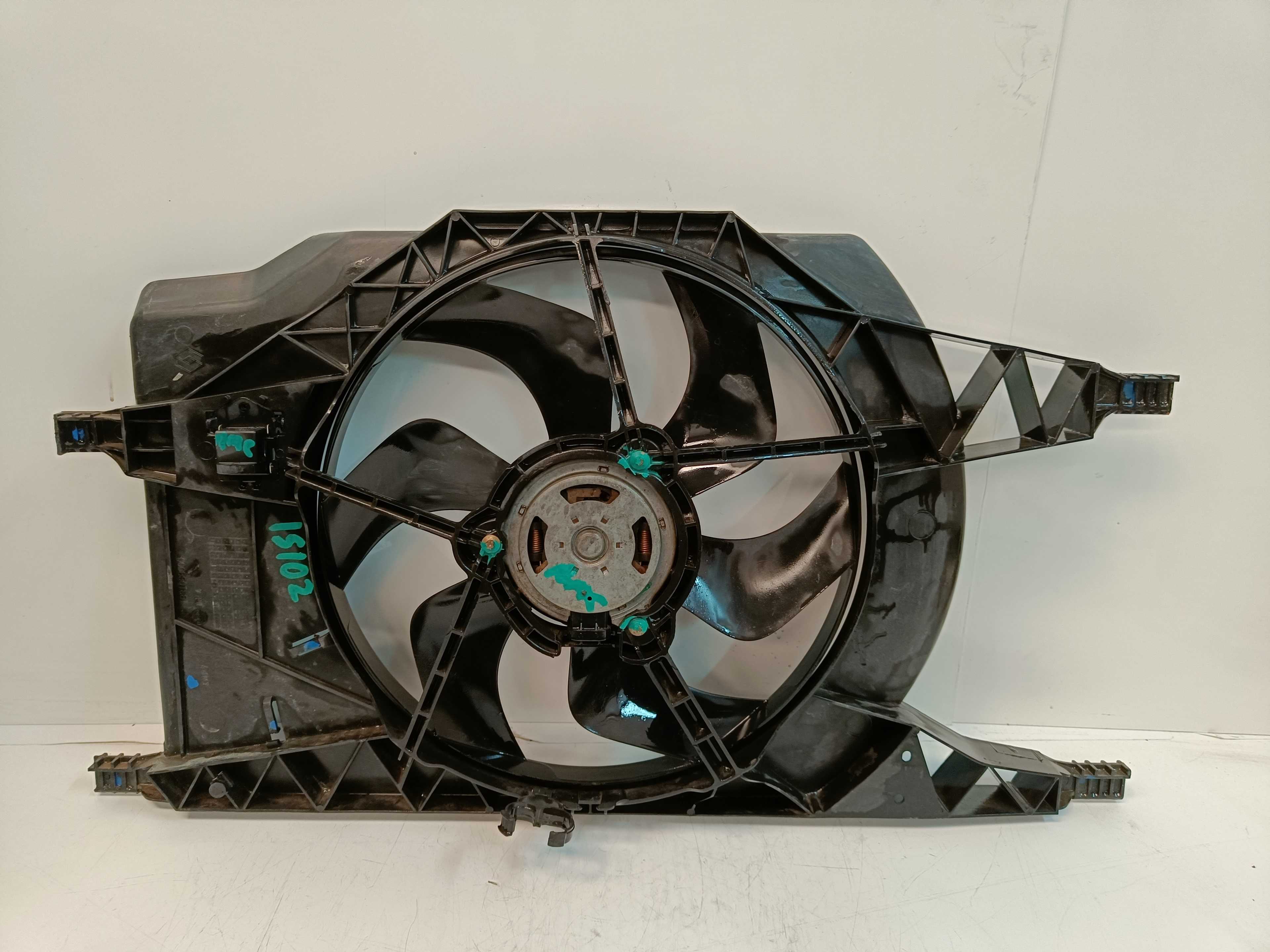 Recambio de electroventilador para renault laguna ii (bg0) authentique referencia OEM IAM 8200025635  