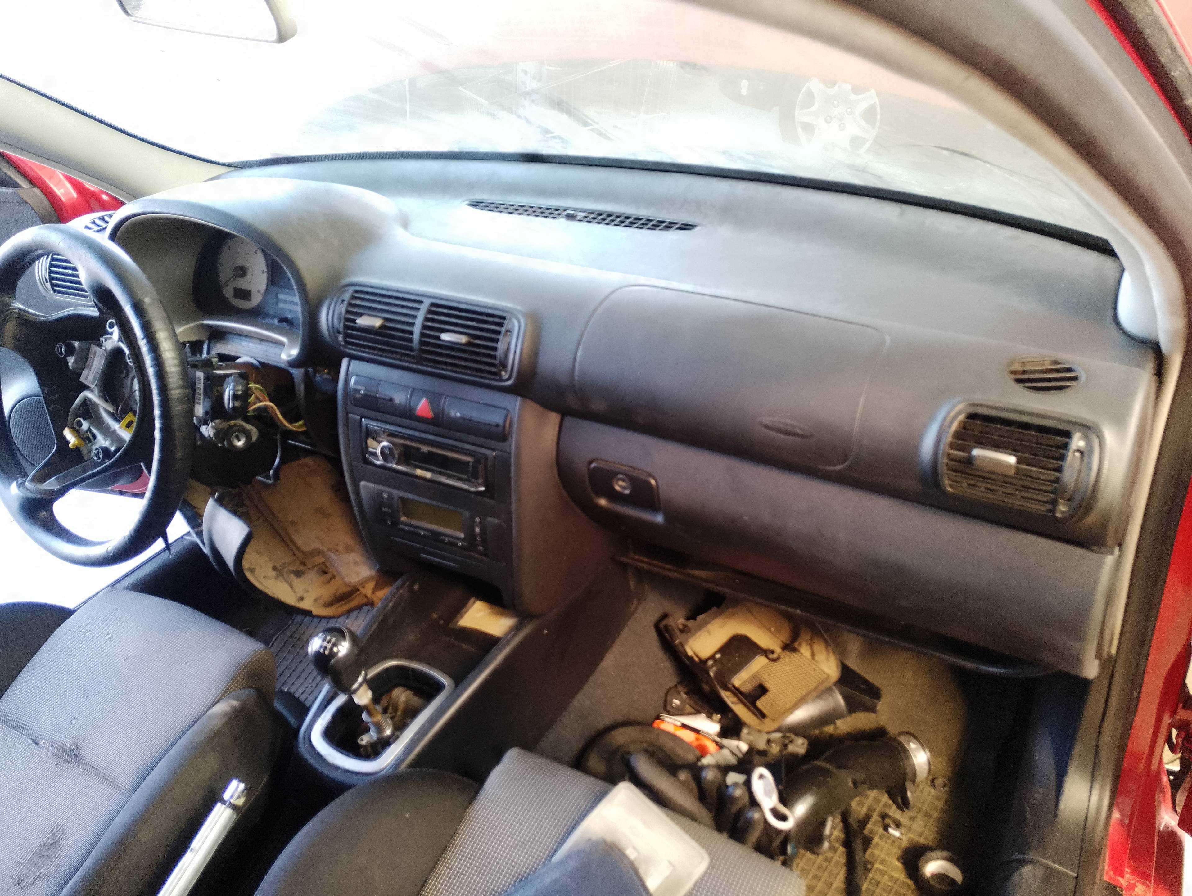 Recambio de salpicadero para seat leon (1m1) fr special edition referencia OEM IAM   
