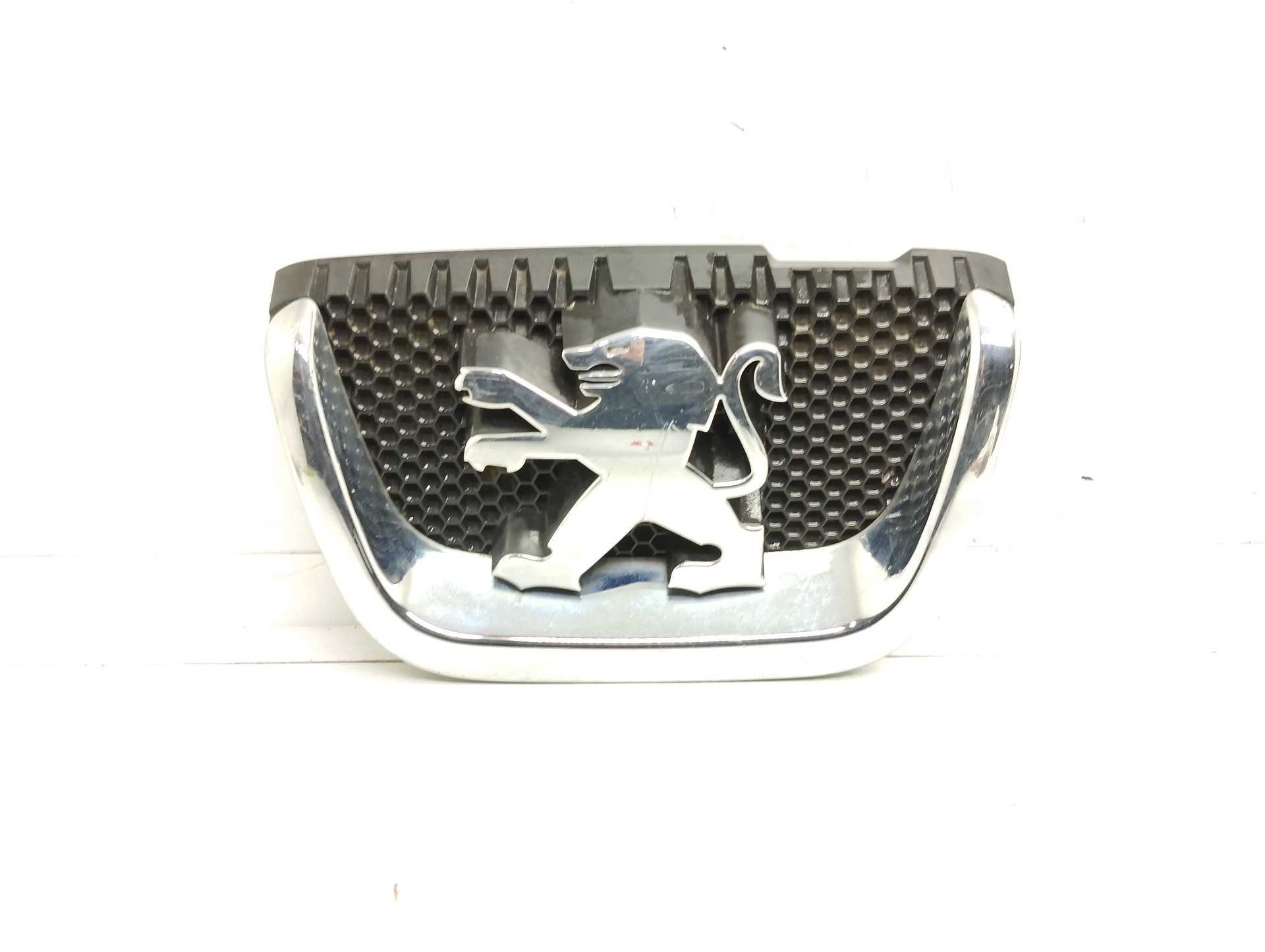 Recambio de rejilla delantera para peugeot 407 st confort referencia OEM IAM 9648195677 1858140030 
