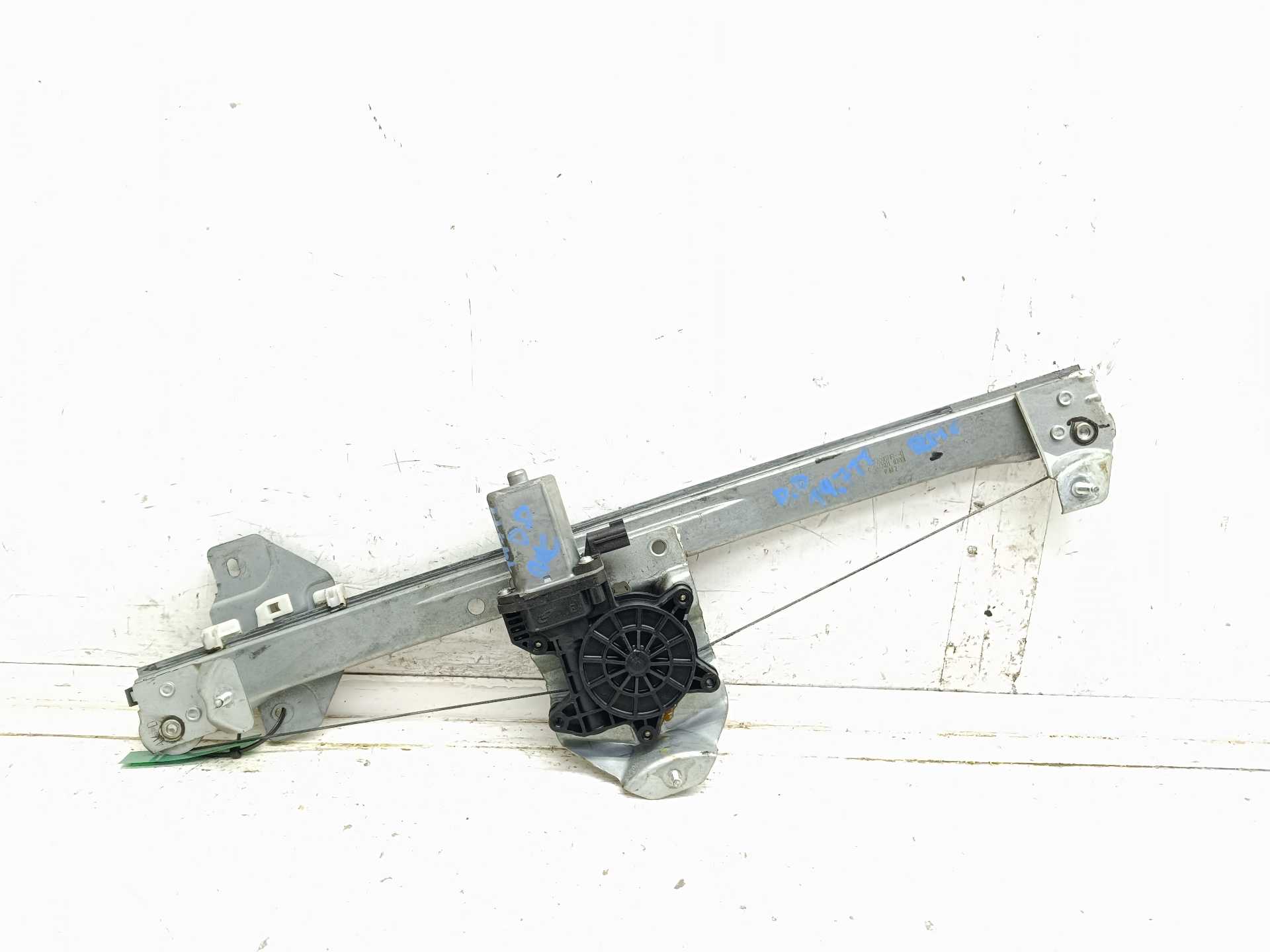 Recambio de elevalunas delantero derecho para dacia lodgy 15th anniversary referencia OEM IAM 128001471B 19031060004 