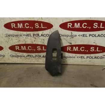 MANDO ELEVALUNAS TRASERO DERECHO 35765S9A003 