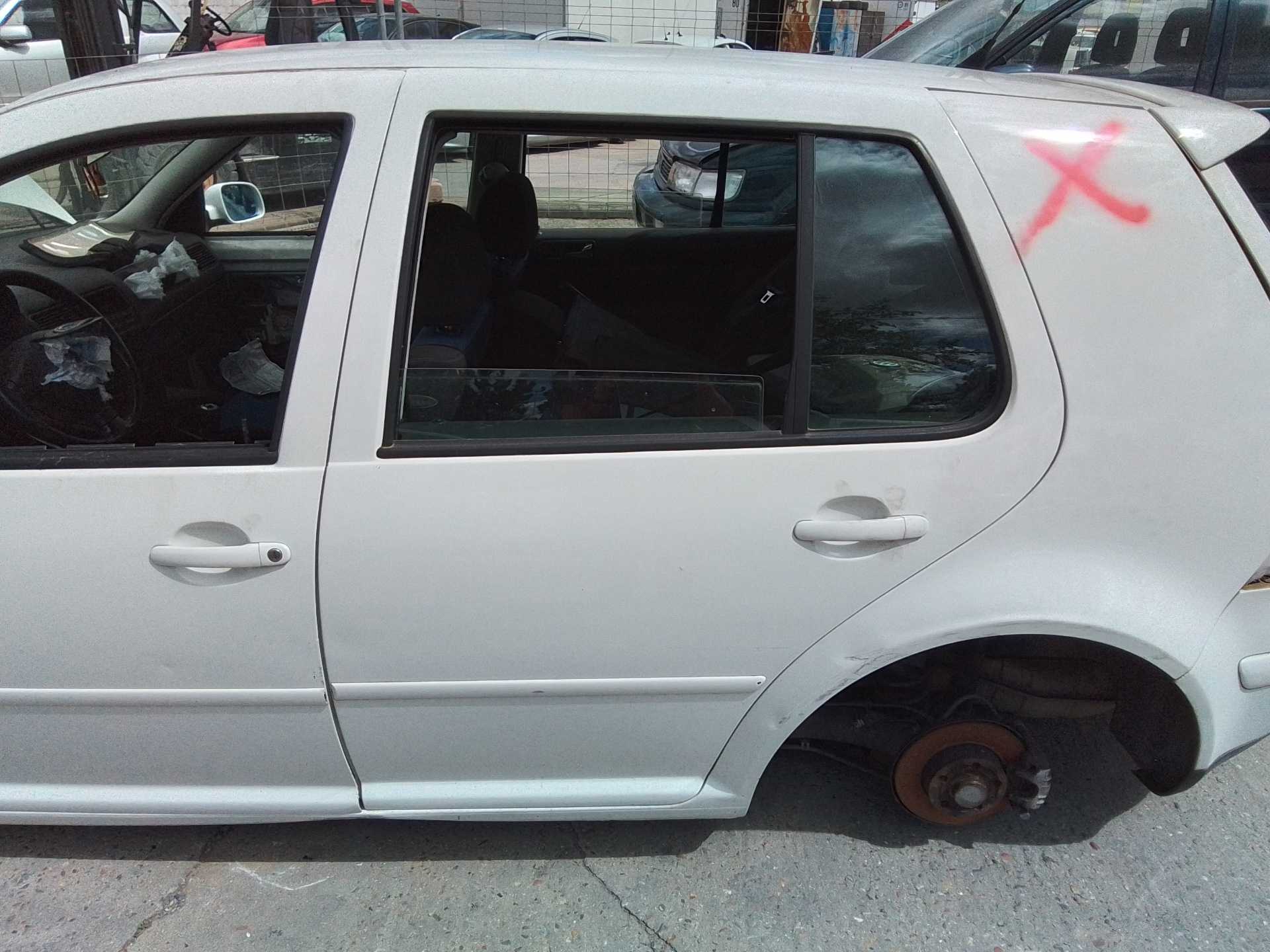 Recambio de puerta trasera izquierda para volkswagen golf iv berlina (1j1) 25 aniversario referencia OEM IAM   
