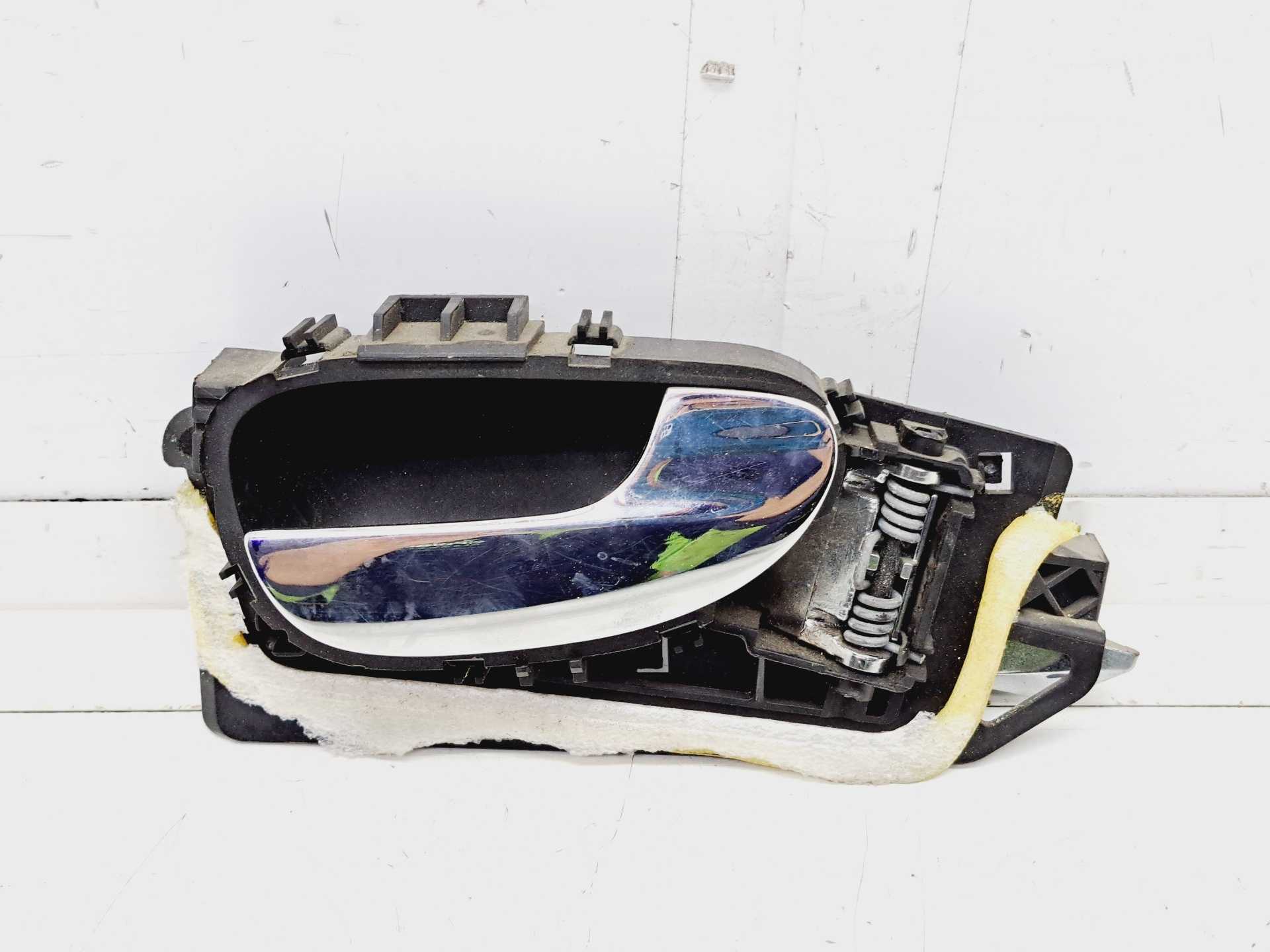 Recambio de maneta interior trasera derecha para peugeot 307 berlina (s2) xs referencia OEM IAM 9643604477 9658269377 