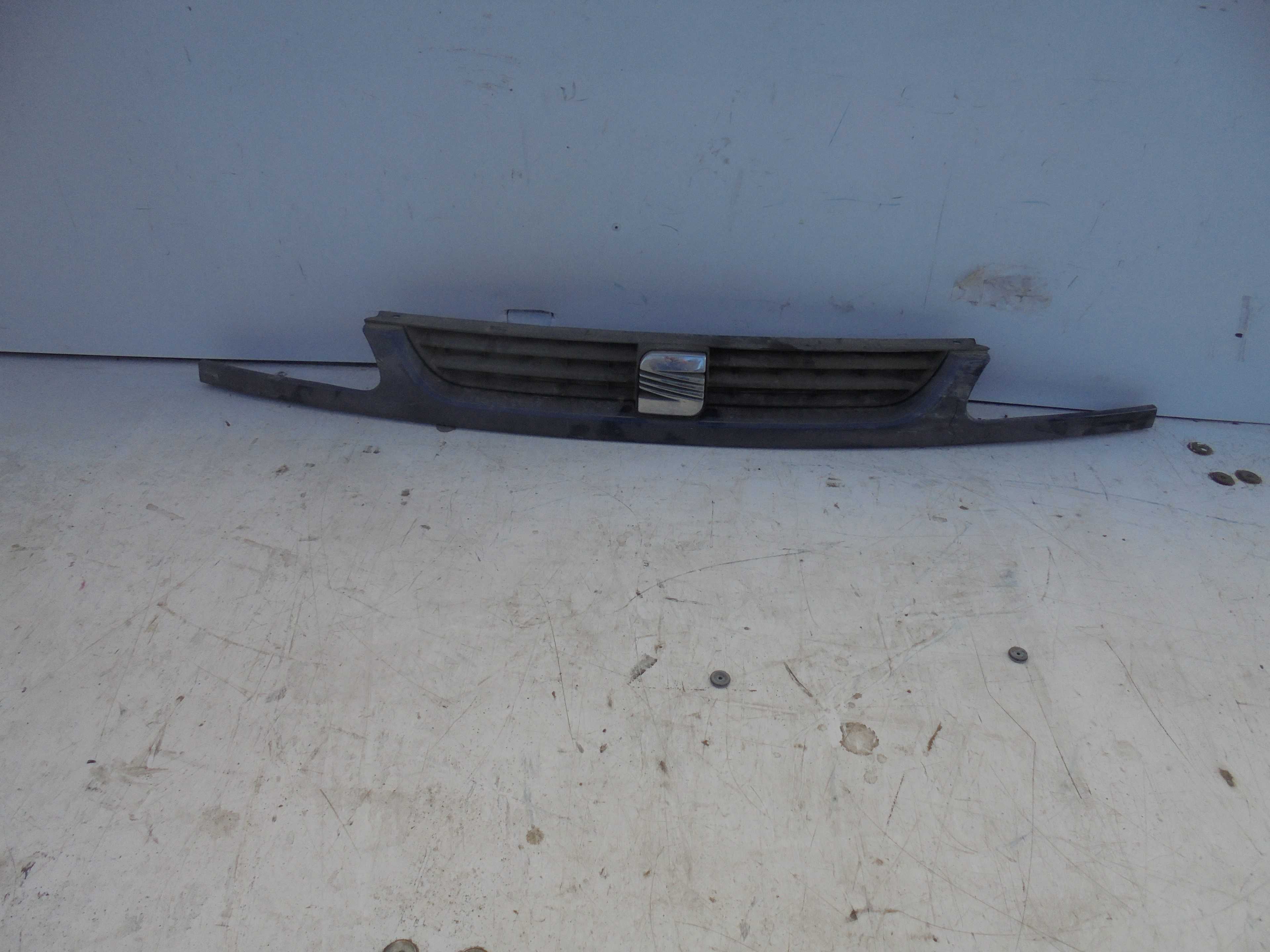 Recambio de rejilla delantera para seat arosa (6h1) select referencia OEM IAM   