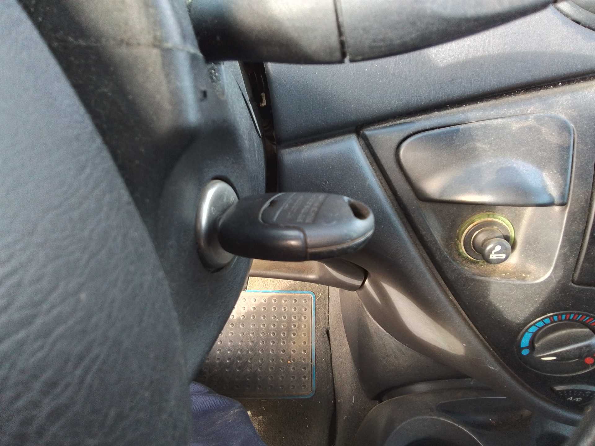 Recambio de conmutador de arranque para ford focus berlina (cak) ambiente referencia OEM IAM   