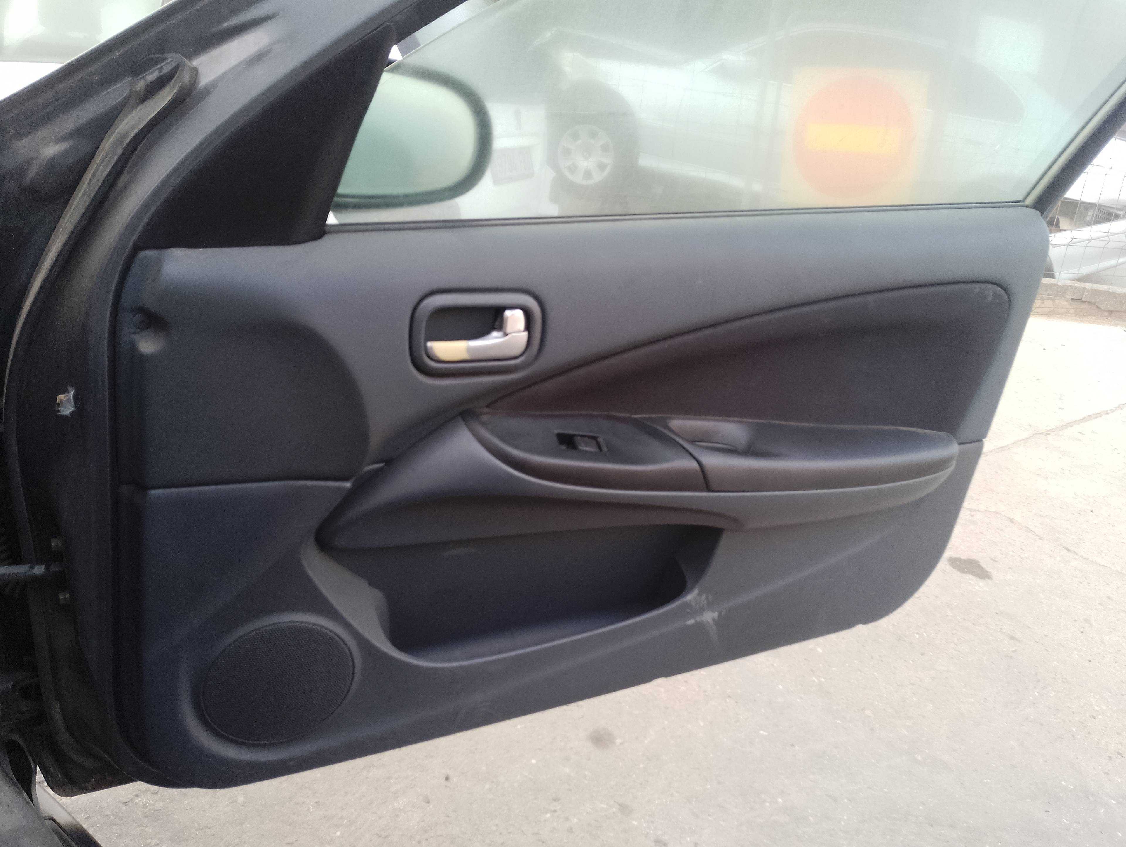Recambio de guarnecido puerta delantera derecha para nissan almera (n16/e) acenta referencia OEM IAM   