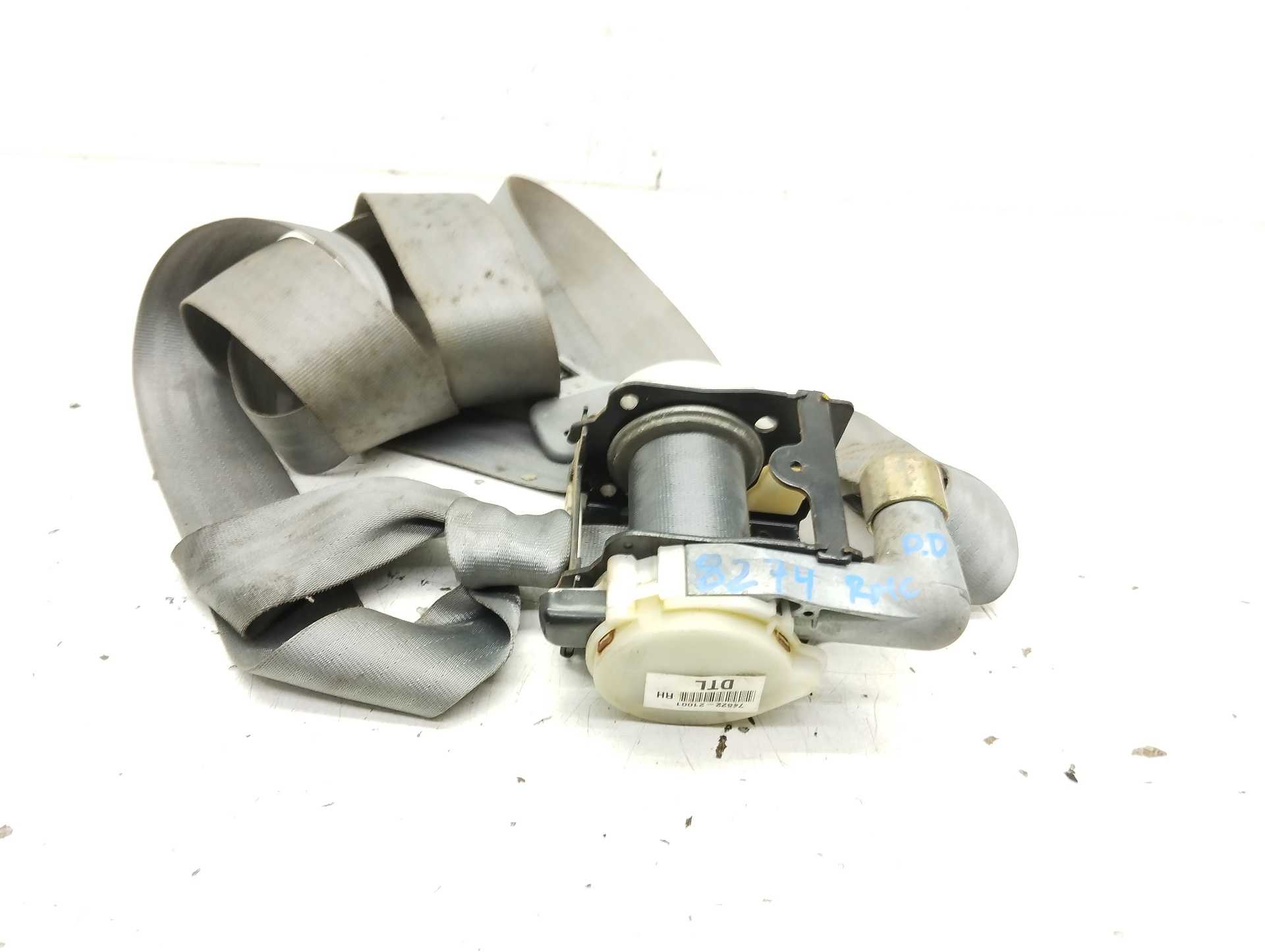 Recambio de cinturon seguridad delantero derecho para ssangyong rodius xdi referencia OEM IAM 7462221001  