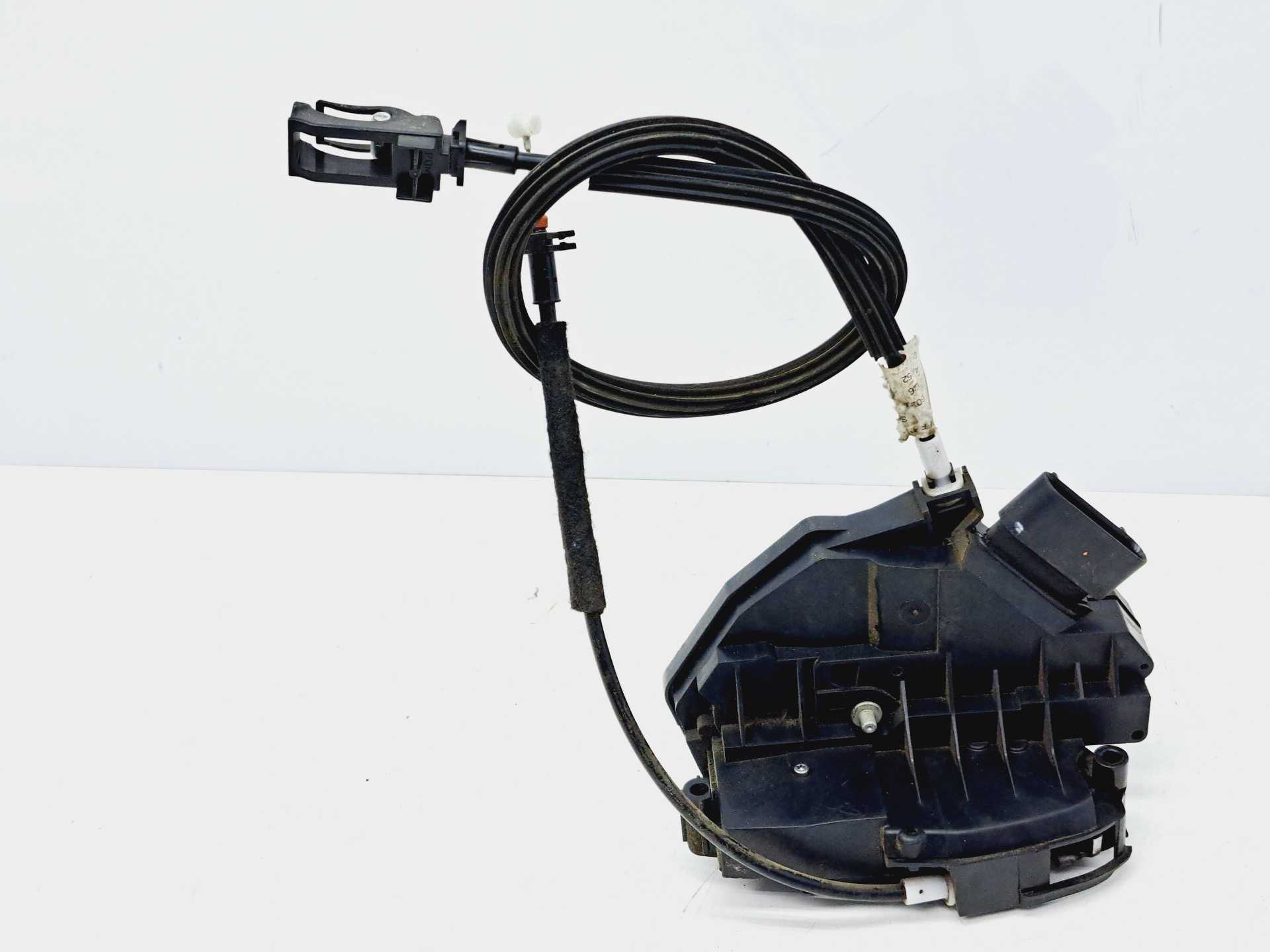 Recambio de cerradura puerta trasera derecha para ford c-max 1.0 ecoboost cat referencia OEM IAM AM5AR26412AC  