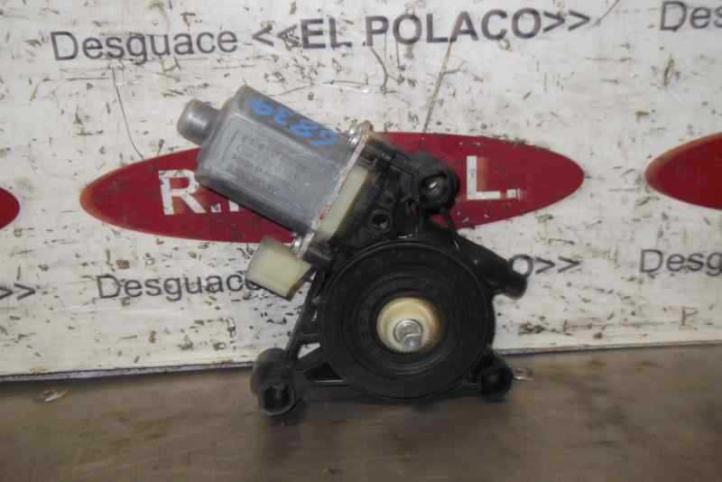 Recambio de motor elevalunas delantero derecho para volkswagen golf vii lim. (5g1) 1.6 tdi dpf referencia OEM IAM   