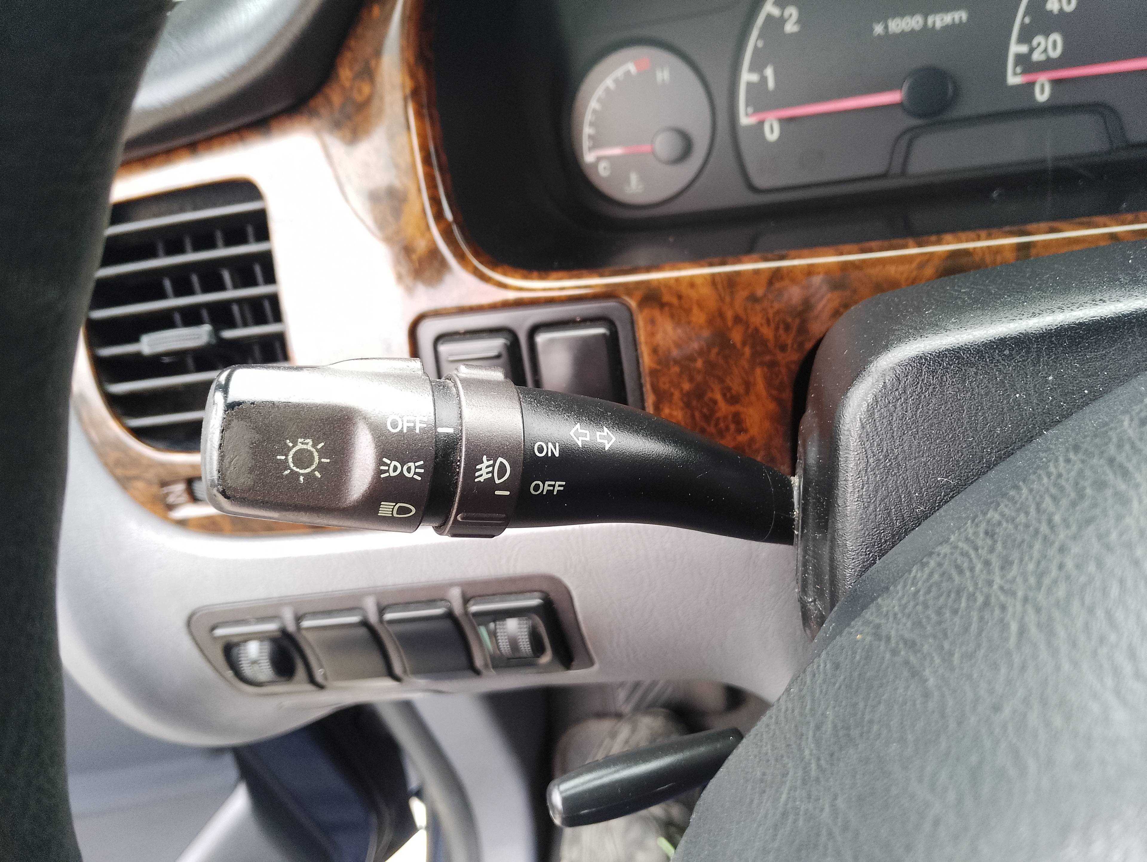 Recambio de mando luces/intermitencia (com2000) para hyundai trajet (fo) 2.0 crdi gls referencia OEM IAM   