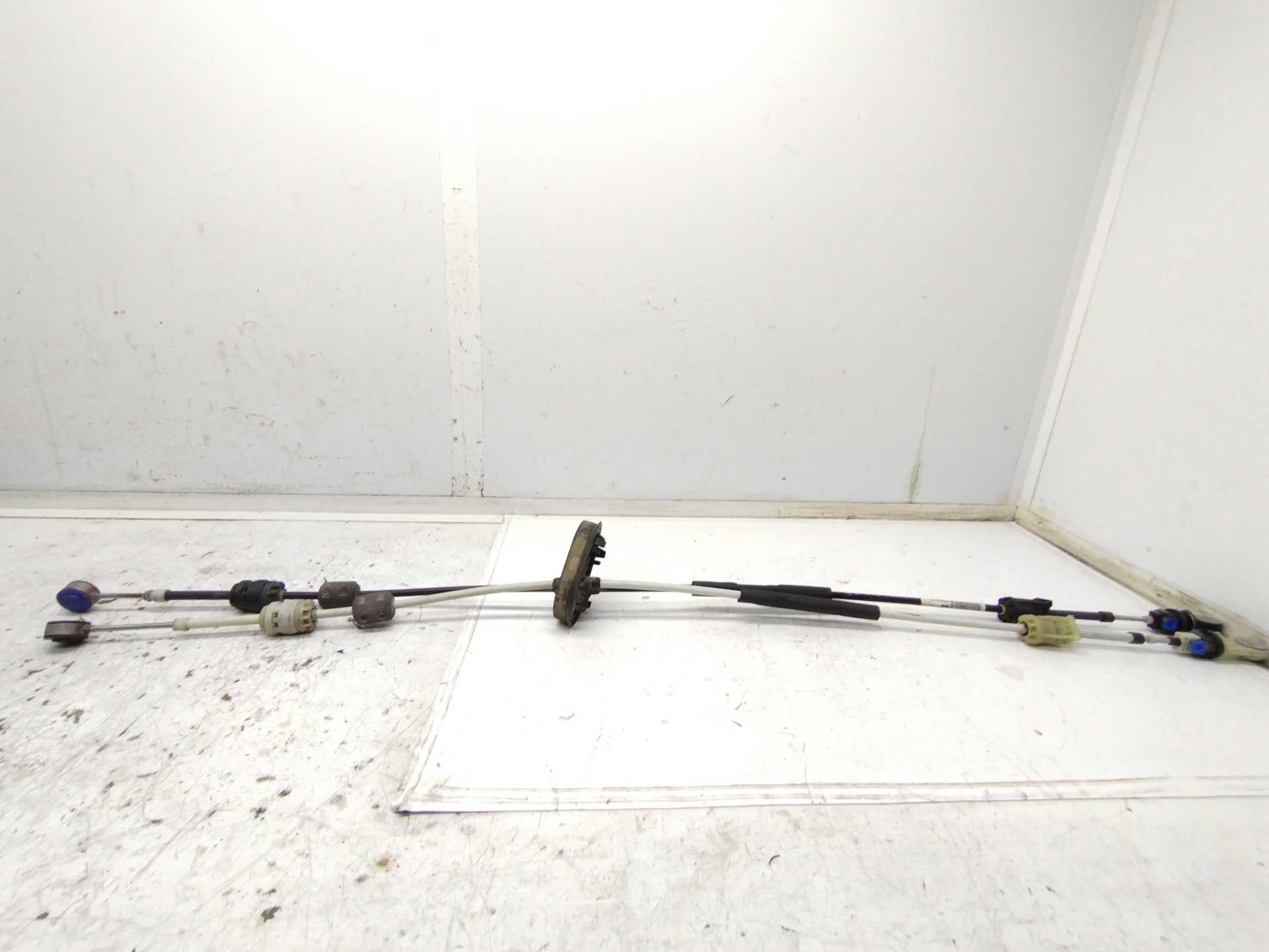 Recambio de cables cambio (bowden) para opel insignia berlina cosmo referencia OEM IAM 55576239  