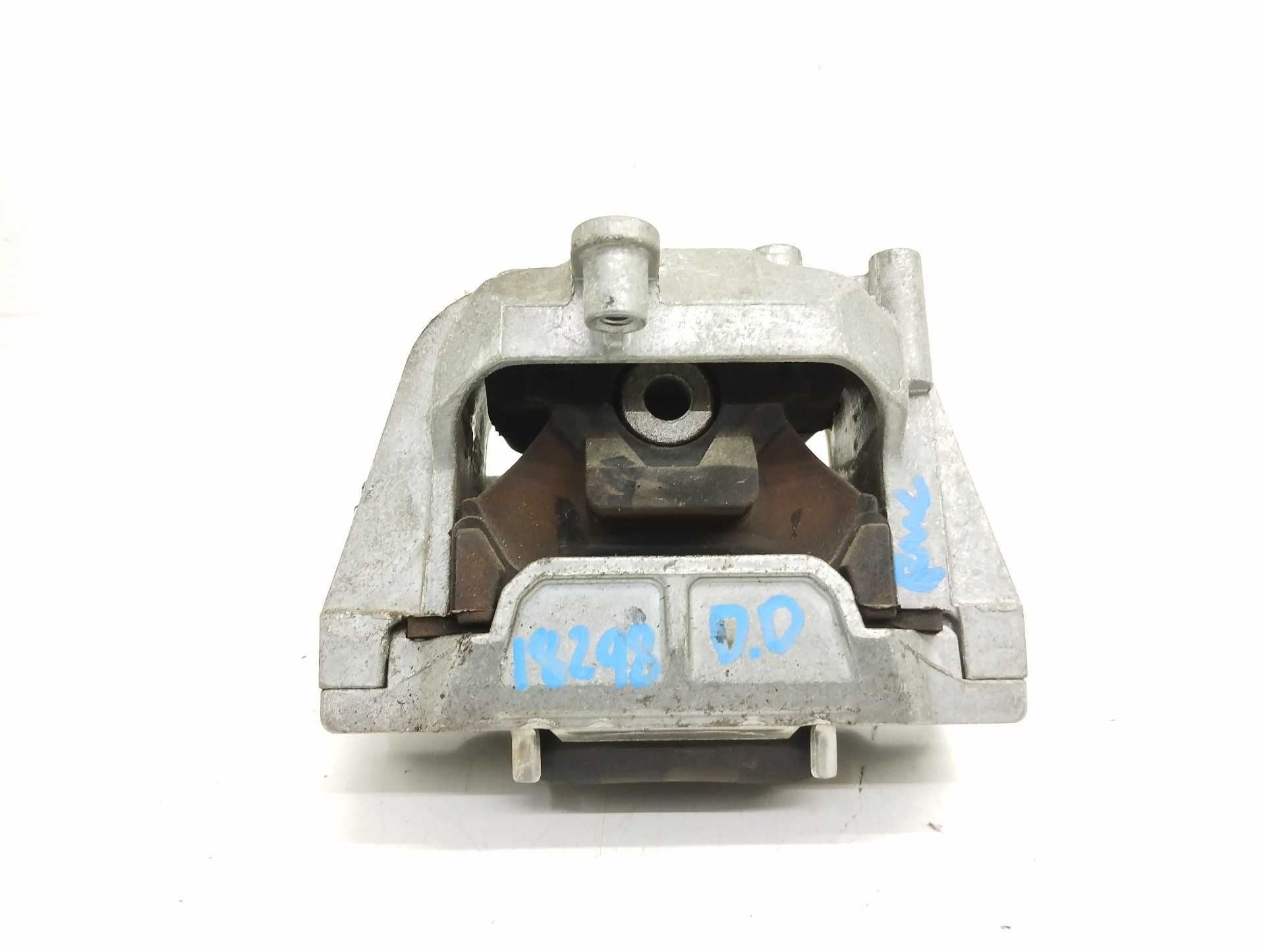Recambio de soporte motor derecho para seat leon (1p1) 1.6 tdi referencia OEM IAM   