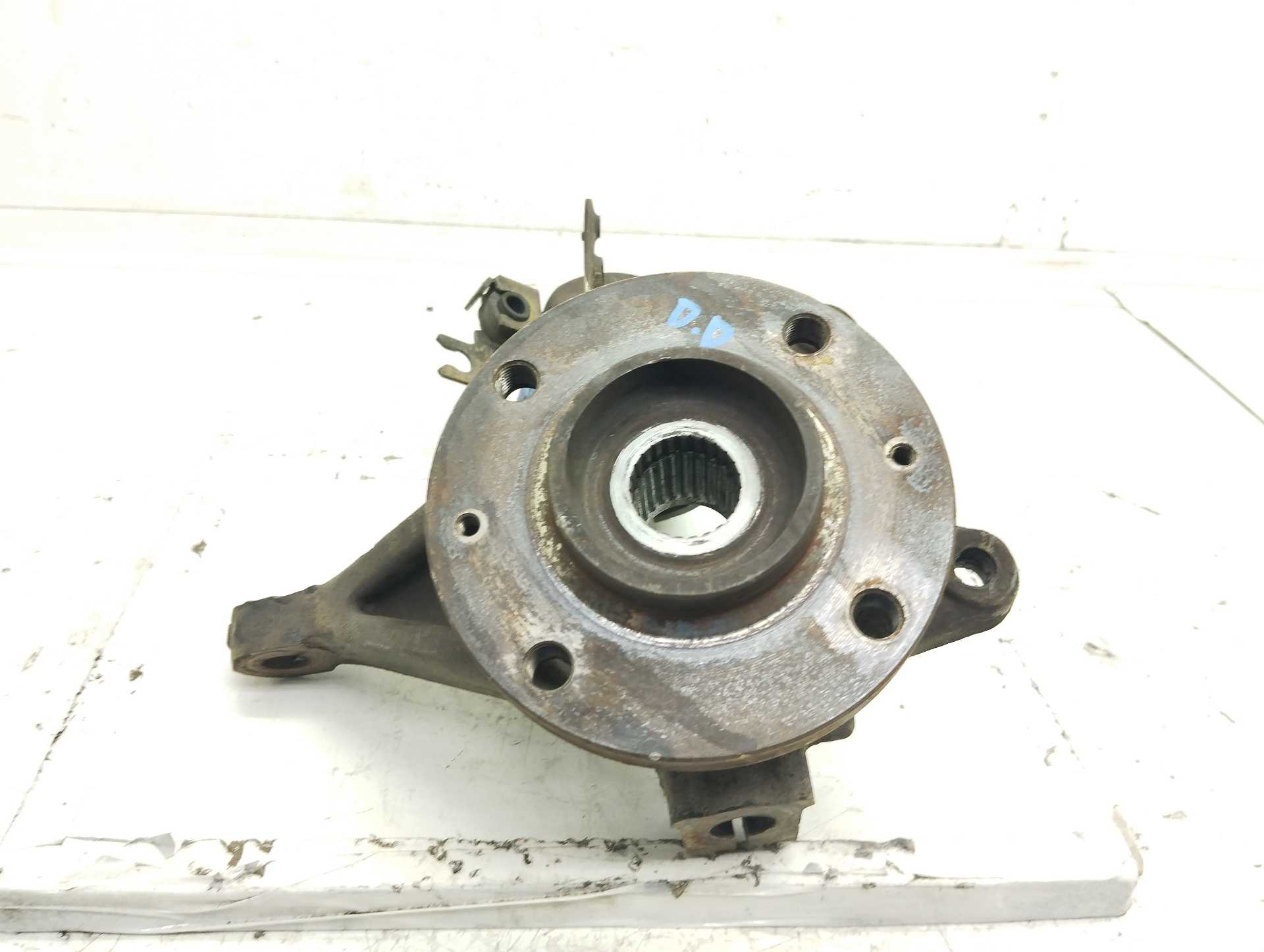 Recambio de mangueta delantera derecha para peugeot partner (s1) universal studios port aventura referencia OEM IAM  364754 
