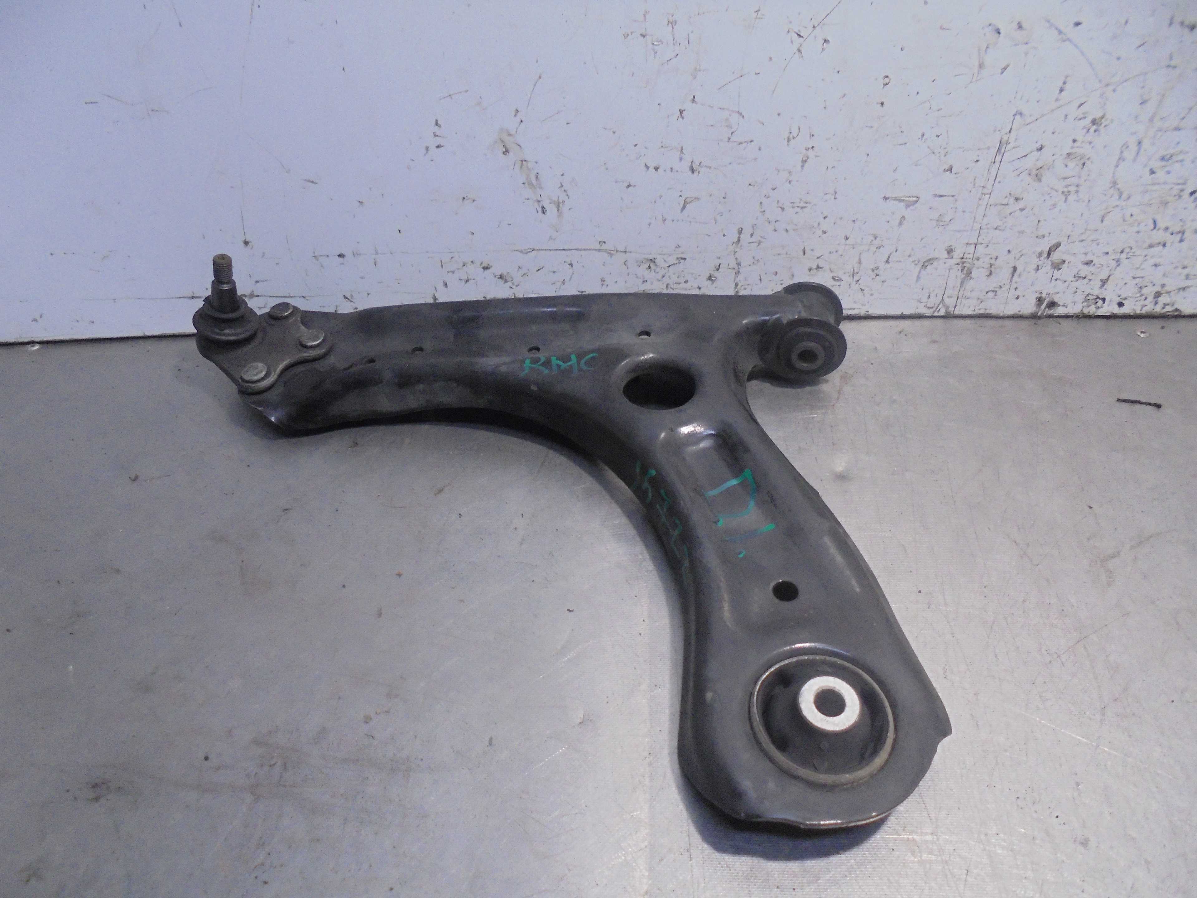 Recambio de brazo suspension inferior delantero izquierdo para volkswagen polo (6r1) 1.4 tdi referencia OEM IAM   