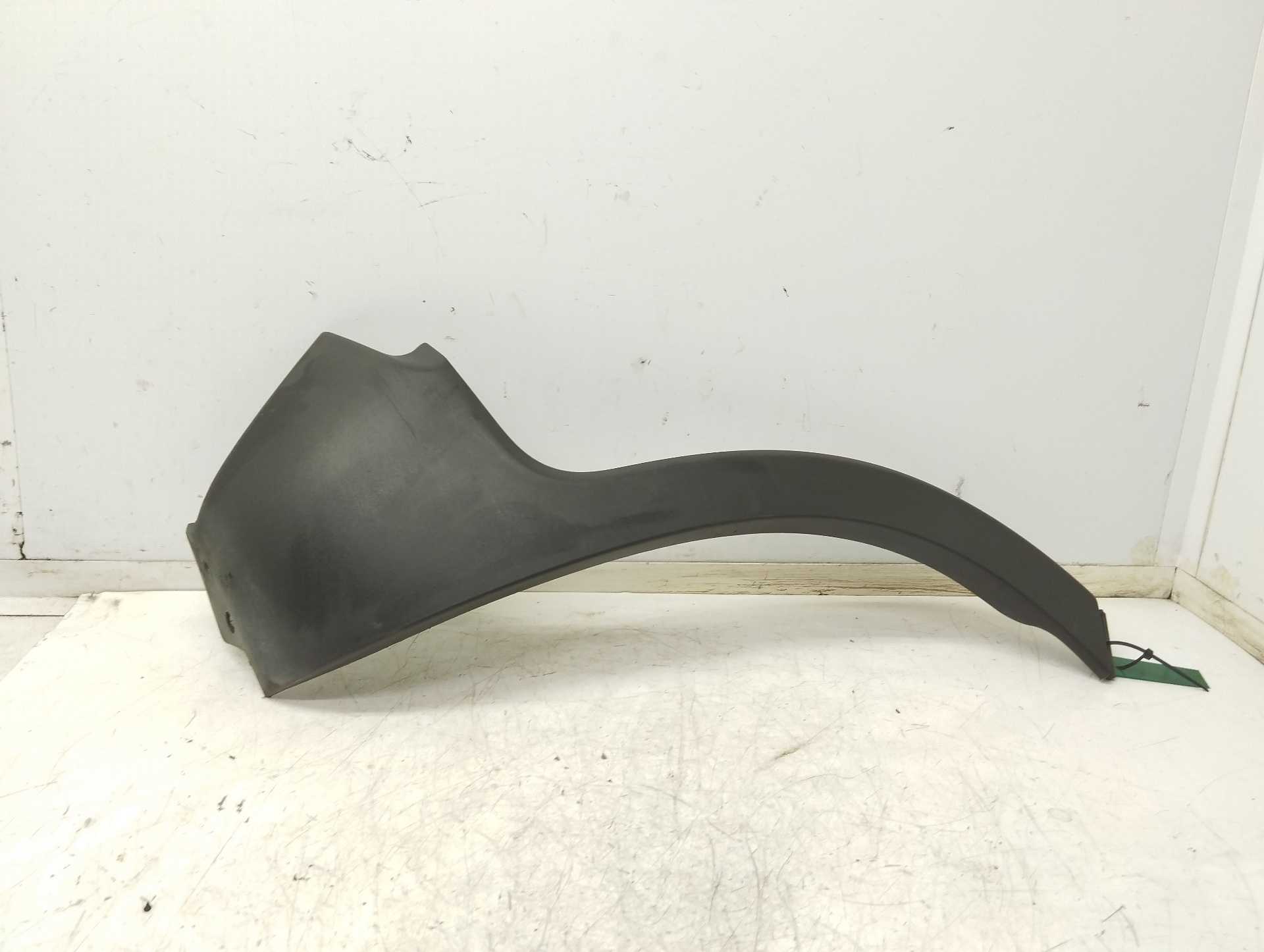 Recambio de moldura paragolpes delantera izquierda para fiat 500 l (330) city cross referencia OEM IAM 735650611  