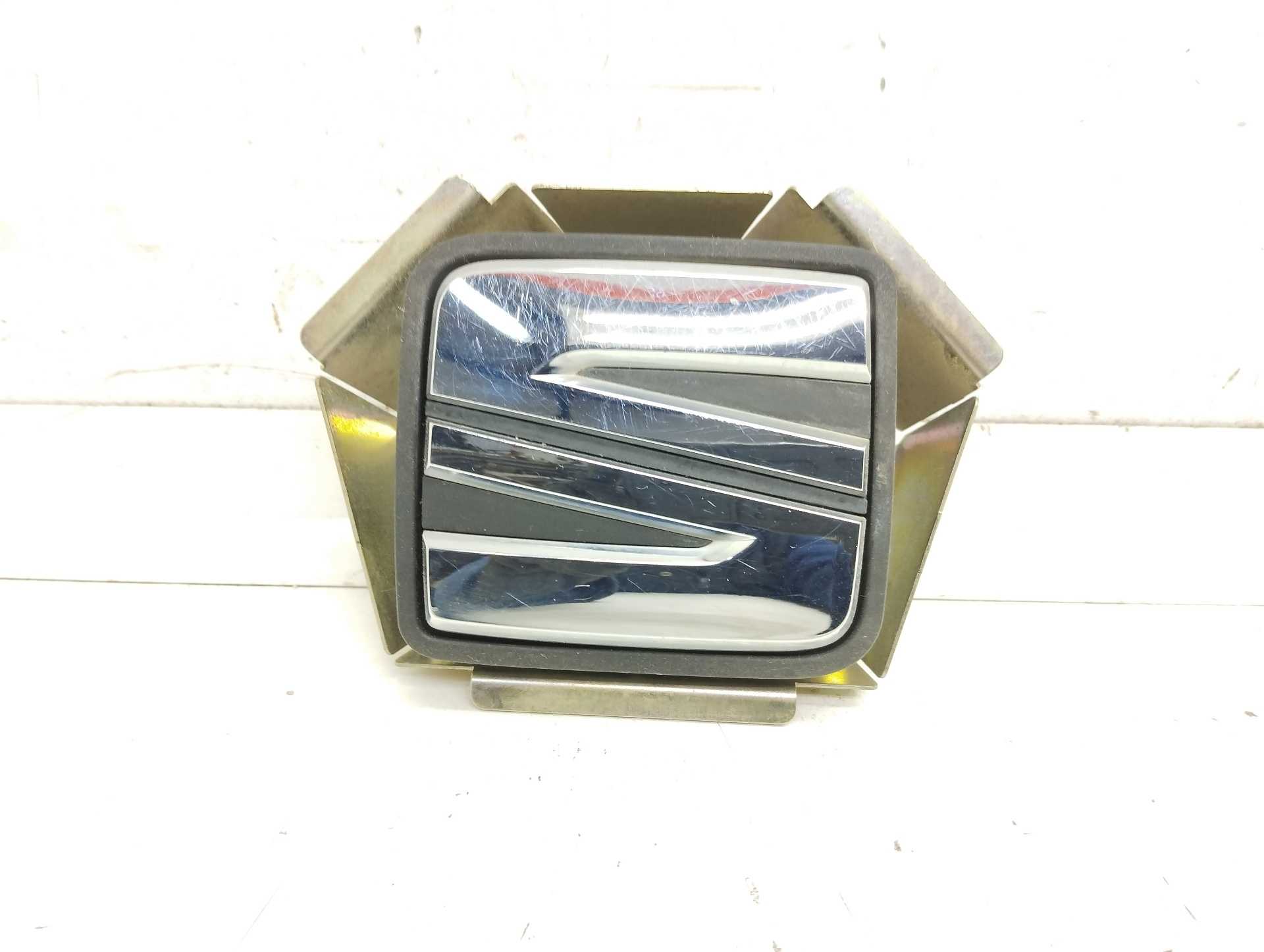 Recambio de maneta exterior porton para seat leon (5f1) i-tech referencia OEM IAM 5F0827585  