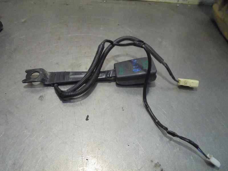 Recambio de pretensor airbag delantero derecho para toyota yaris active referencia OEM IAM   
