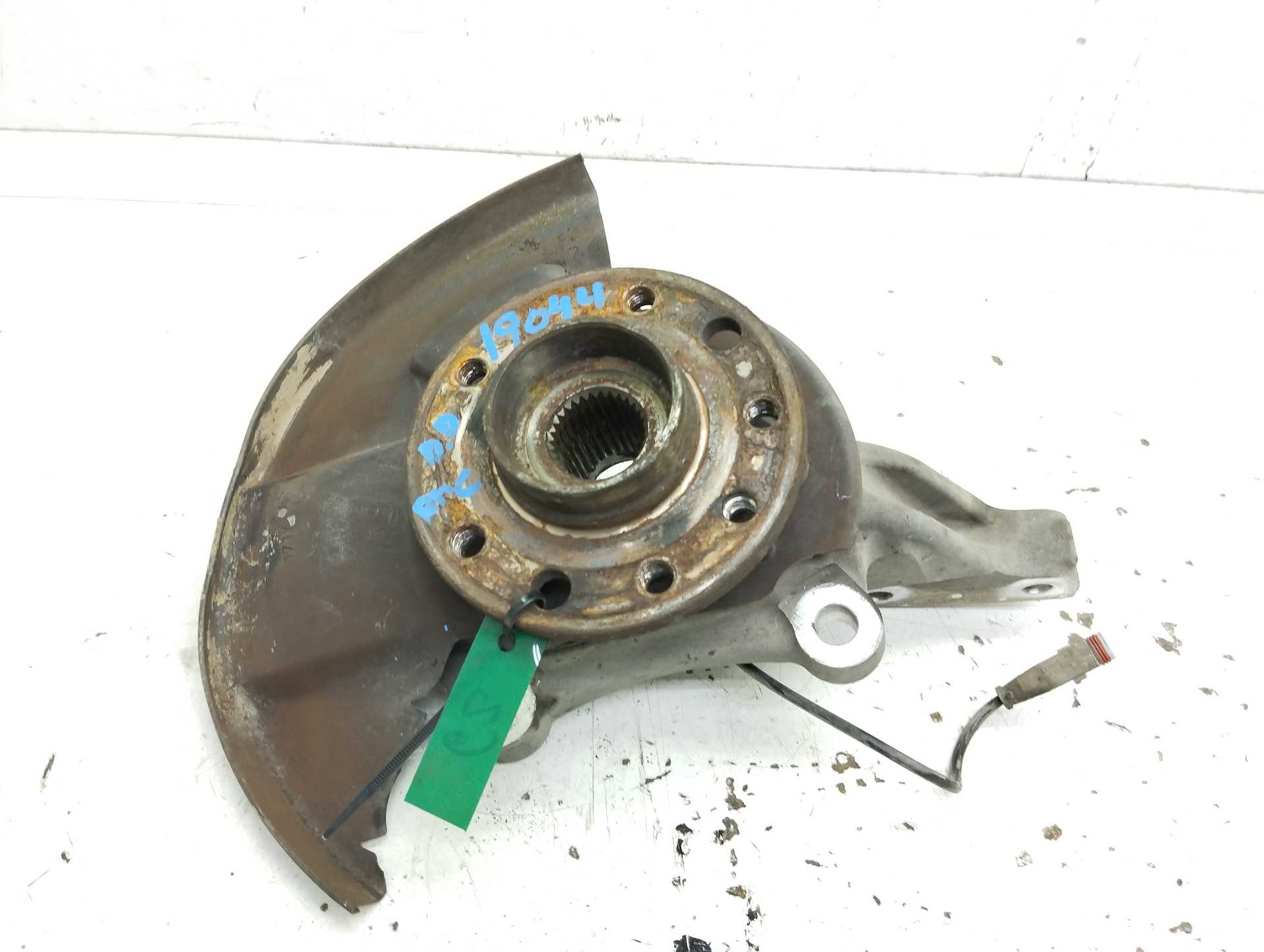 Recambio de mangueta delantera derecha para opel vectra c berlina cosmo referencia OEM IAM   