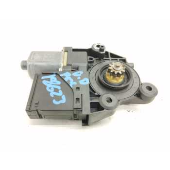 Recambio de motor elevalunas delantero derecho para renault megane iii berlina 5 p 1.2 16v referencia OEM IAM 807301396R 9124622