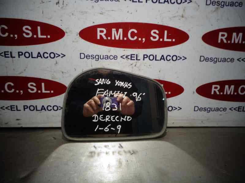 Recambio de cristal retrovisor derecho para ssangyong korando family 2.3 d referencia OEM IAM   