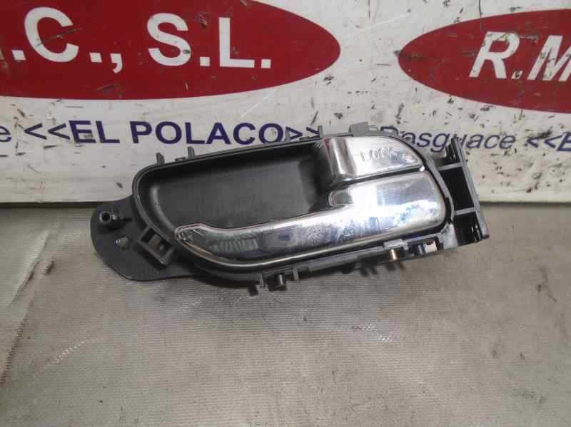 Recambio de maneta interior delantera derecha para ssangyong rodius xdi referencia OEM IAM   