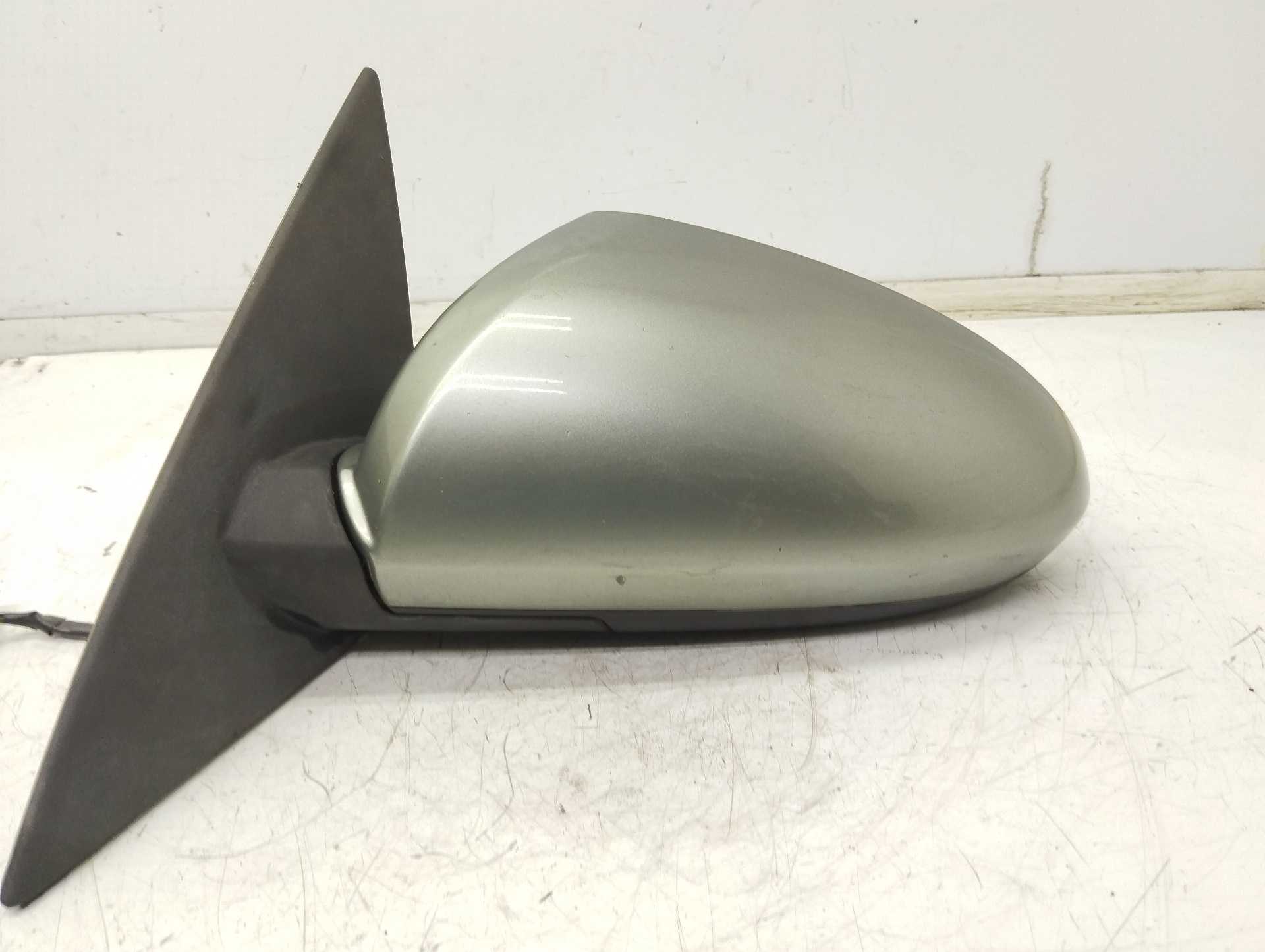 Recambio de retrovisor izquierdo para nissan primera berlina (p12) acenta referencia OEM IAM 96302BA420  