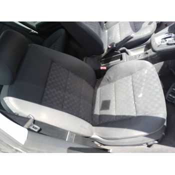 ASIENTO DELANTERO DERECHO 