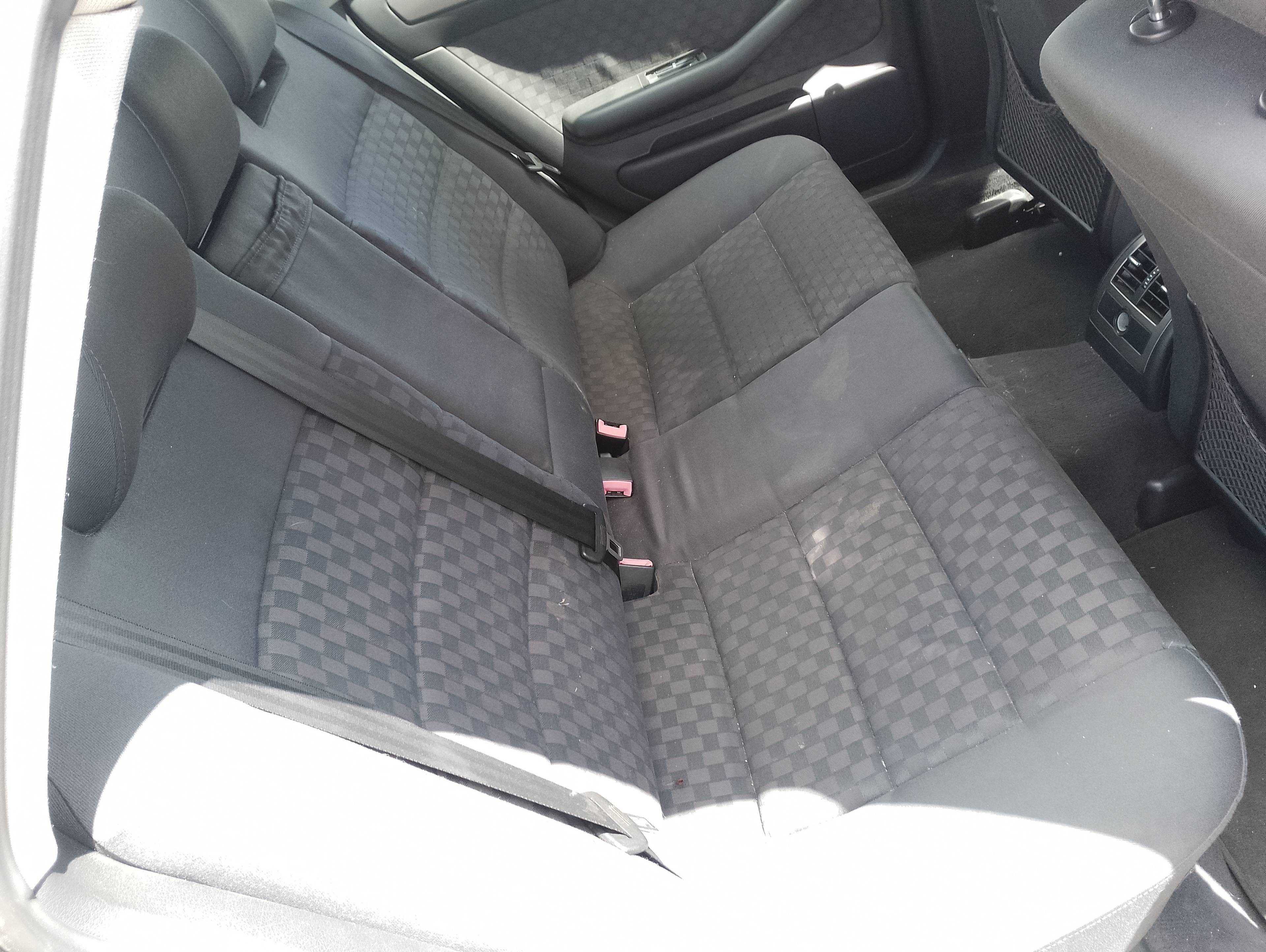 Recambio de asientos traseros para audi a6 berlina (4b2) 2.5 tdi referencia OEM IAM   