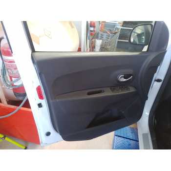 GUARNECIDO PUERTA DELANTERA IZQUIERDA 