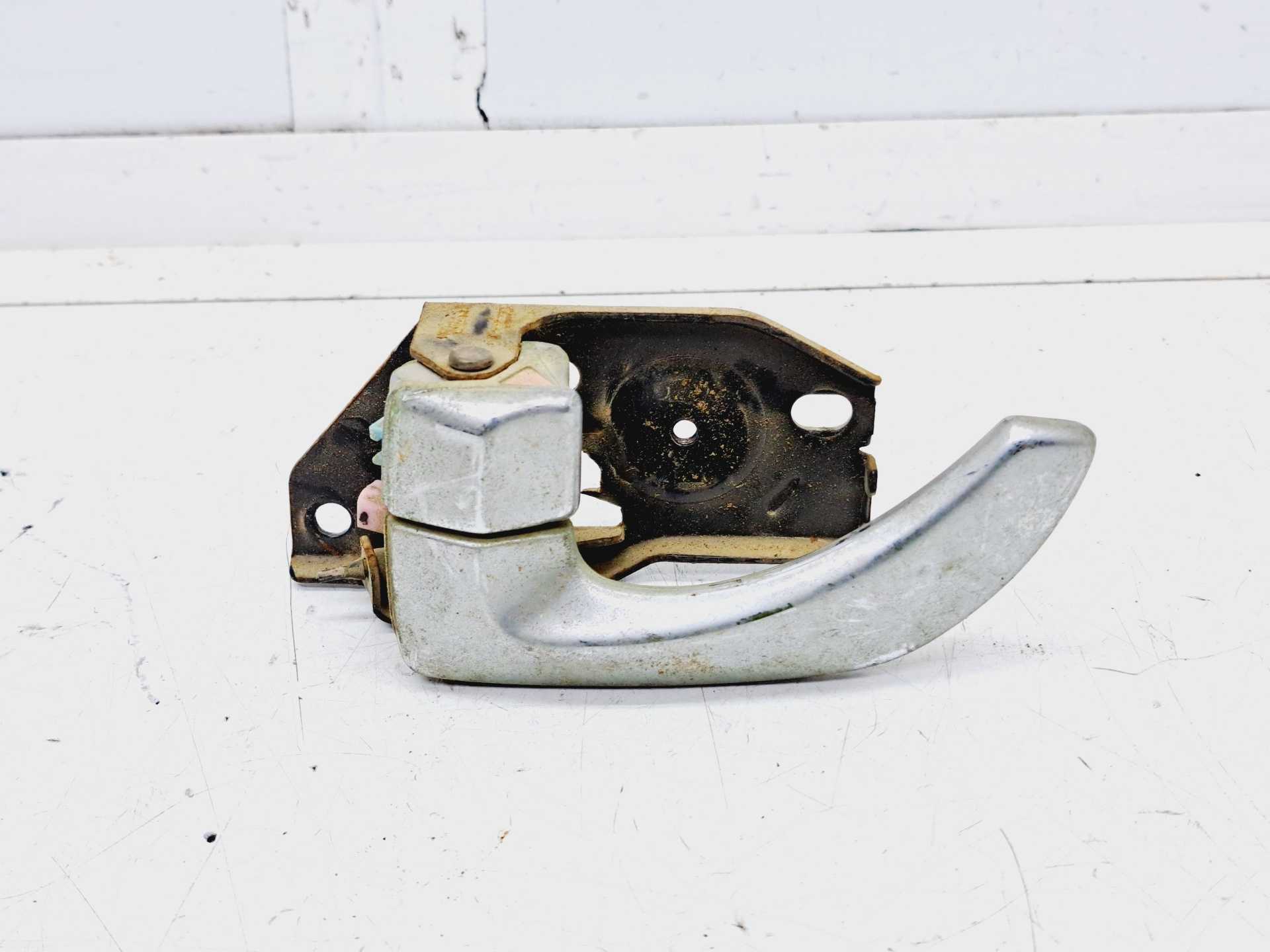 Recambio de maneta interior trasera izquierda para hyundai terracan (hp) 2.5 tci referencia OEM IAM  82610H1020LK 