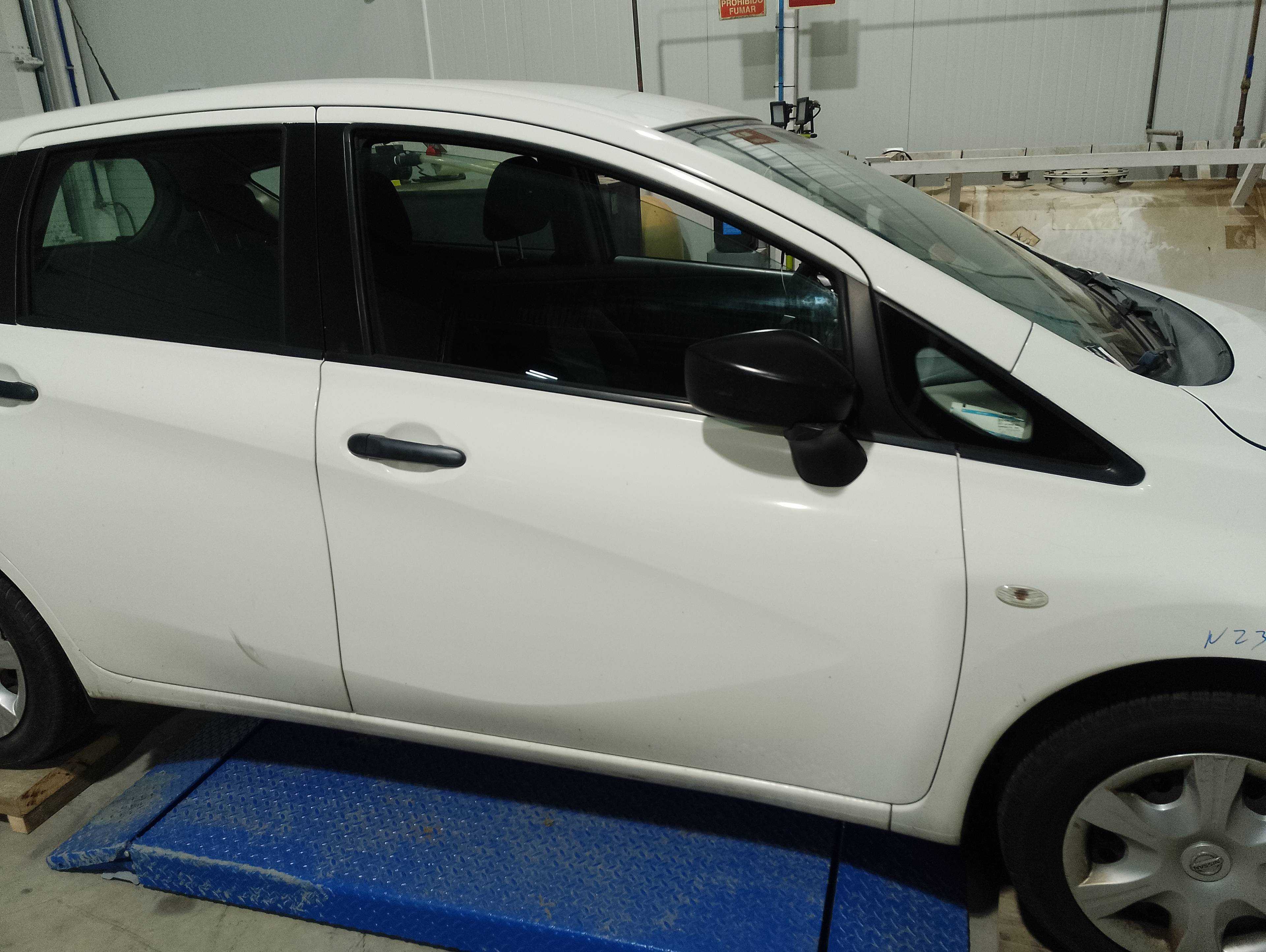 Recambio de puerta delantera derecha para nissan note acenta referencia OEM IAM   