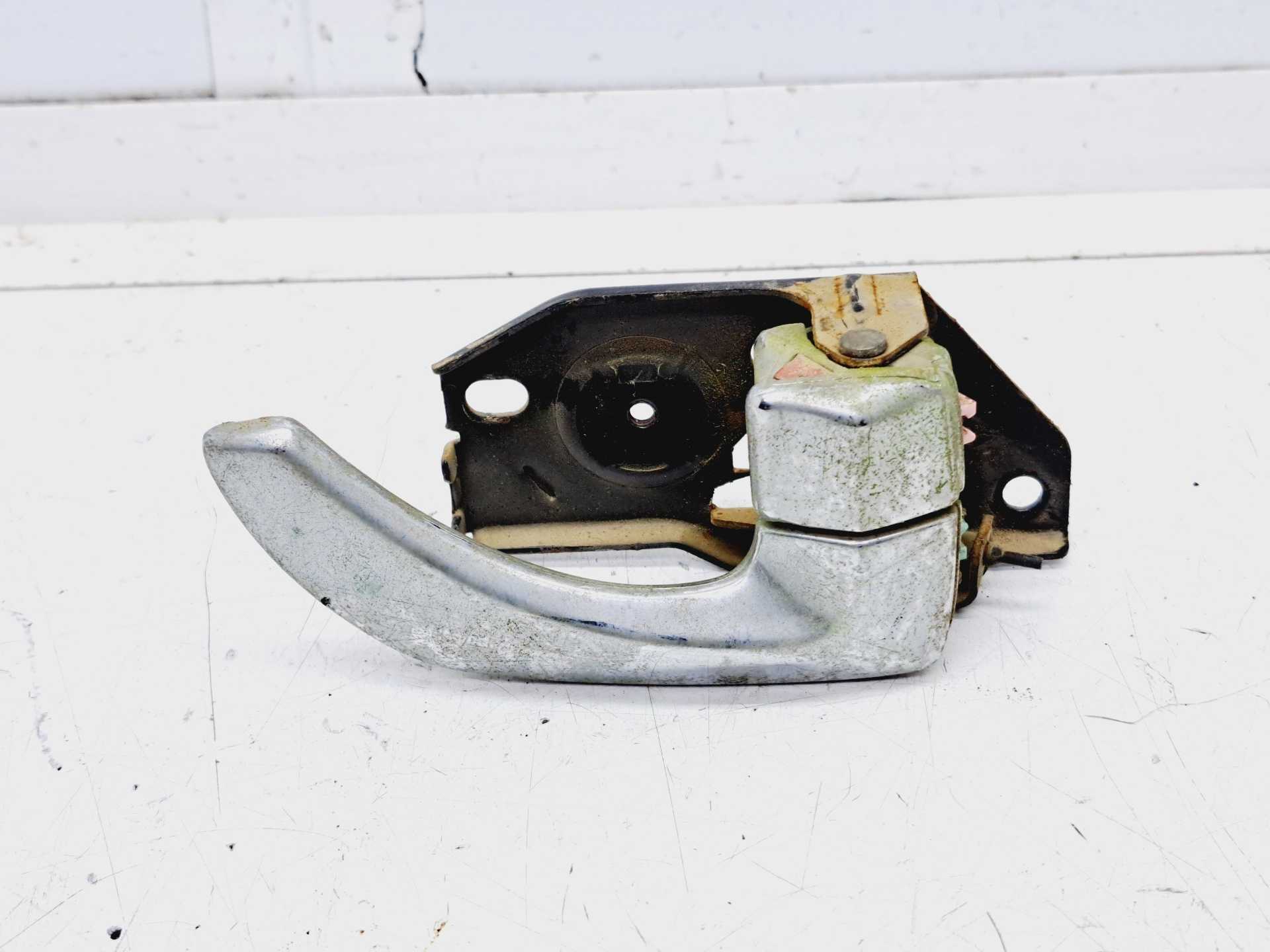 Recambio de maneta interior trasera derecha para hyundai terracan (hp) 2.5 tci referencia OEM IAM  82620H1020LK 