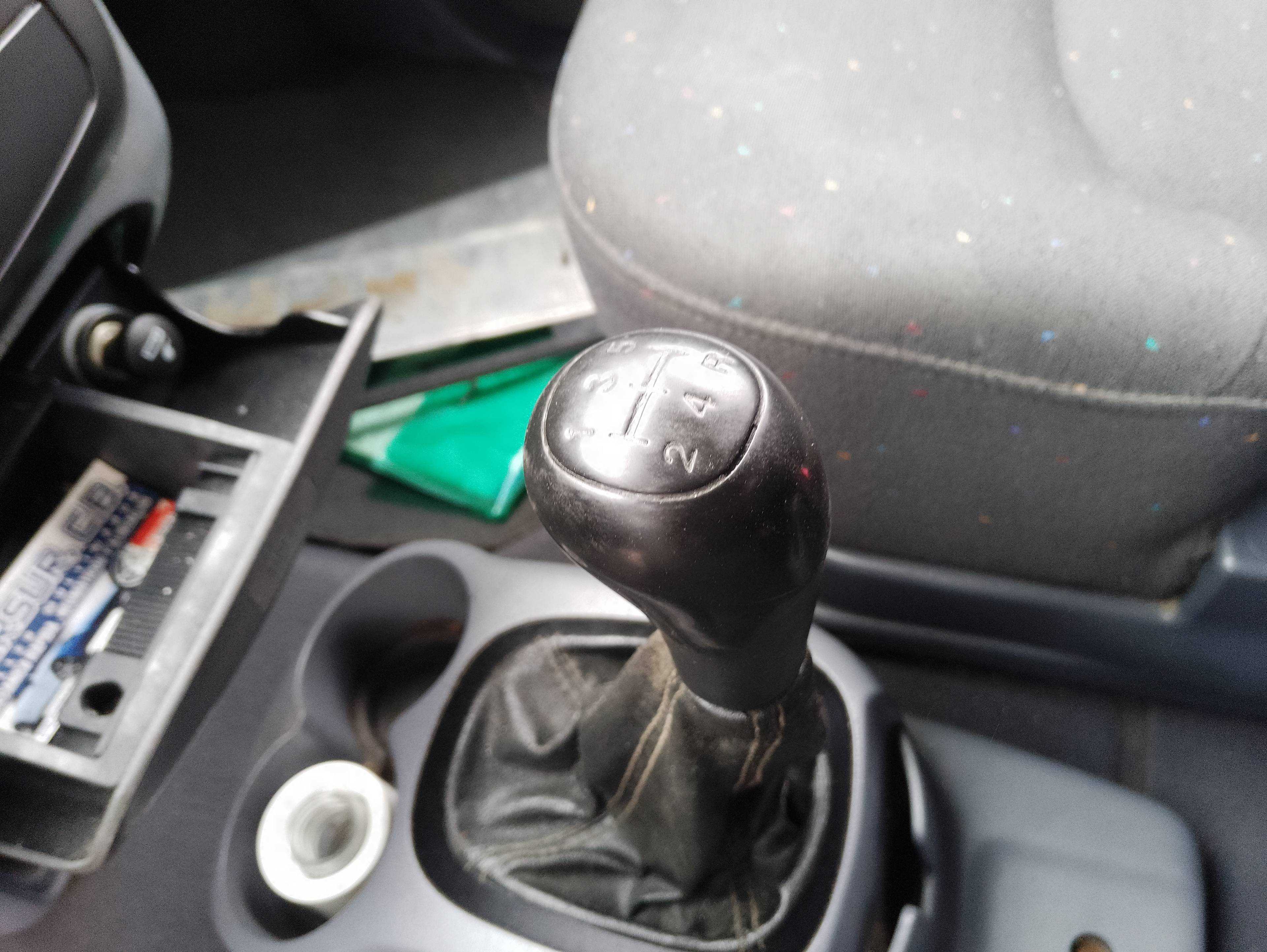 Recambio de palanca cambio para hyundai trajet (fo) 2.0 crdi gls referencia OEM IAM   