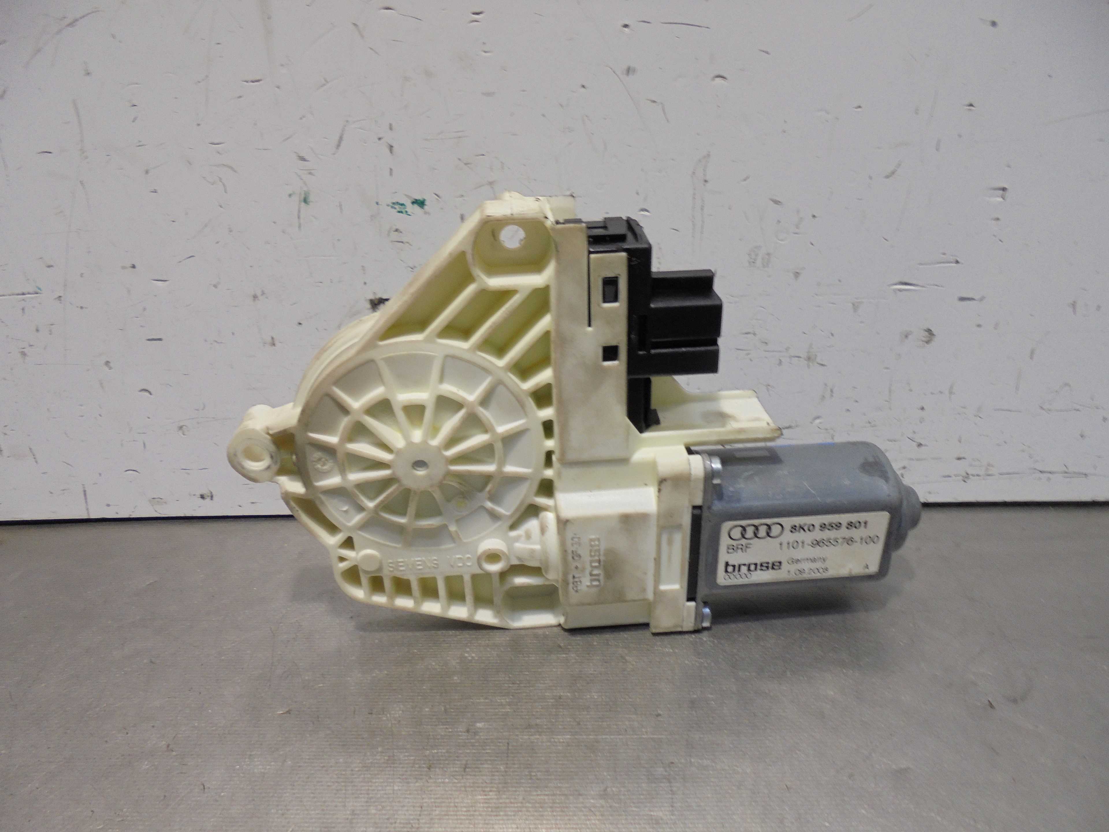 Recambio de motor elevalunas delantero izquierdo para audi a4 avant (8k5) (2008) básico referencia OEM IAM  BROSE 