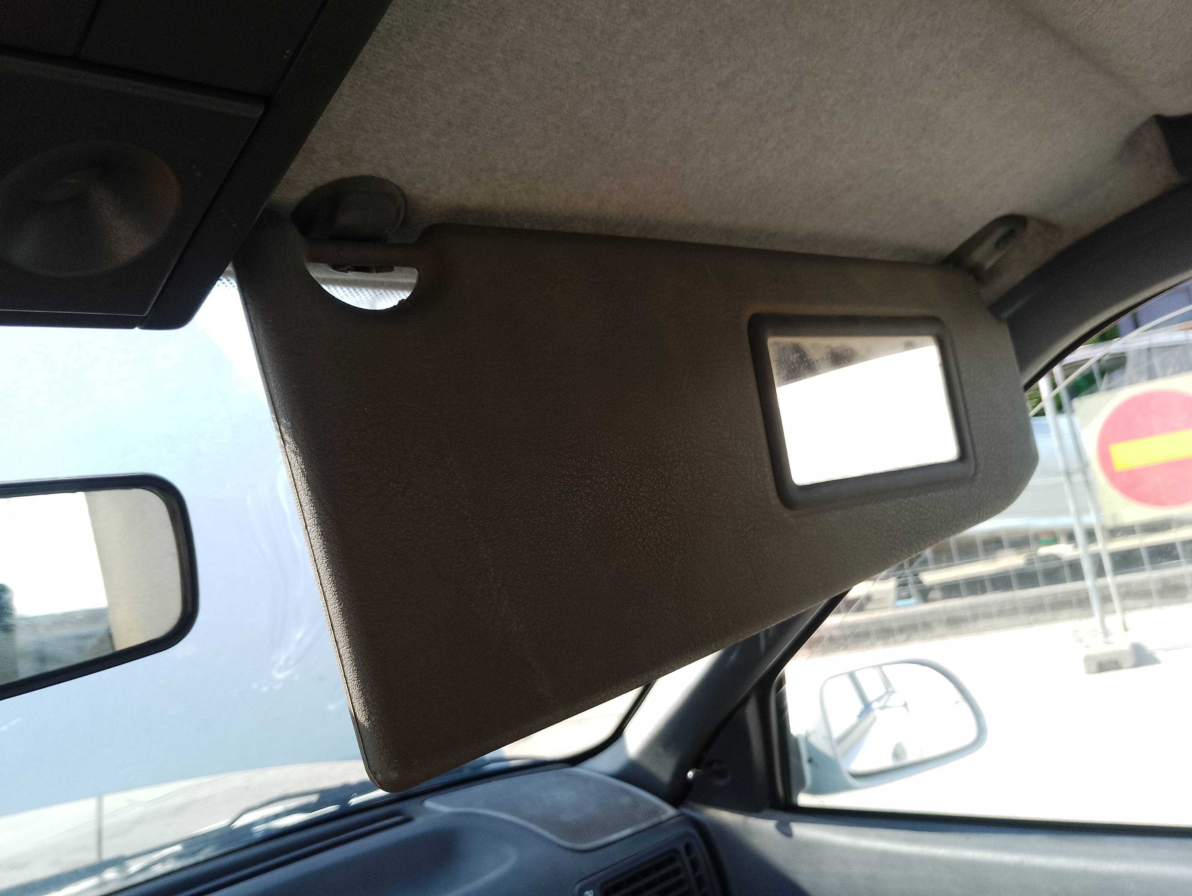 Recambio de parasol derecho para renault 19 (b/c/l53) referencia OEM IAM   
