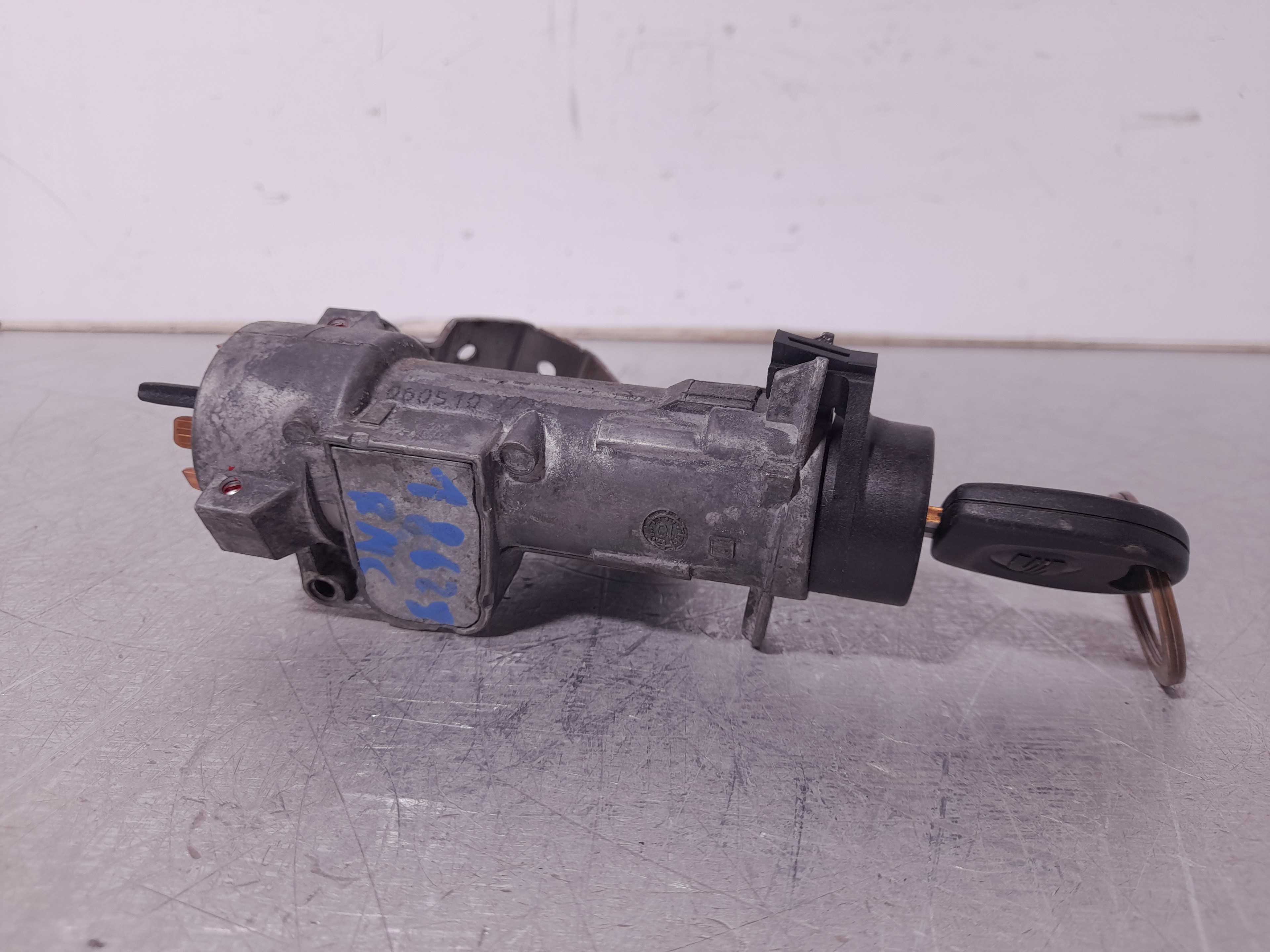Recambio de conmutador de arranque para seat ibiza (6j5) ecomotive referencia OEM IAM 4B0905851C  