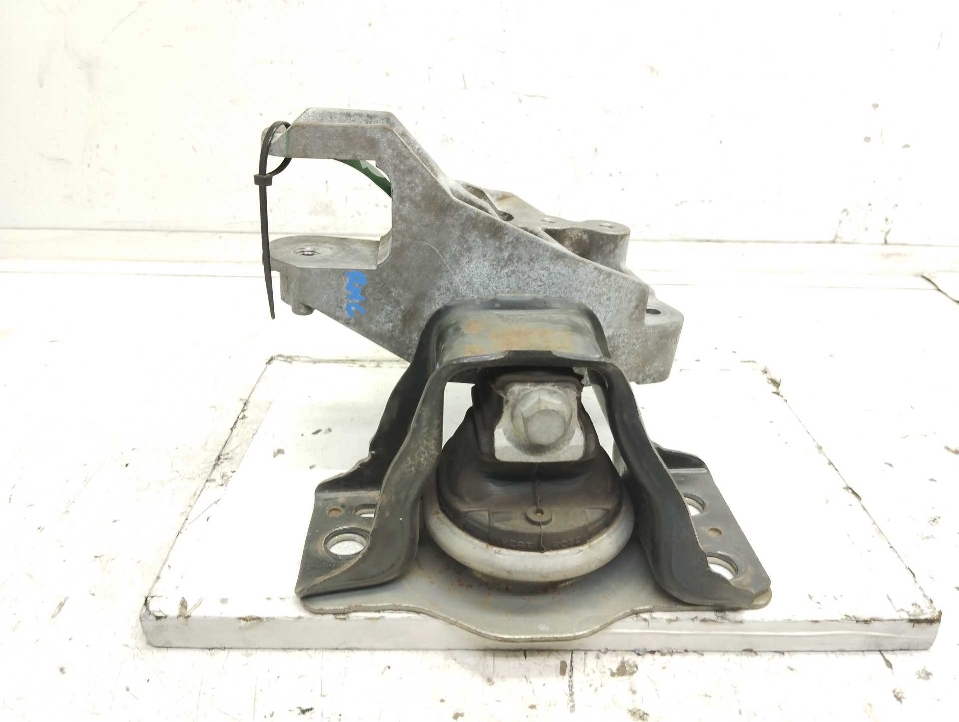 Recambio de soporte motor derecho para nissan primera berlina (p12) acenta referencia OEM IAM 11232BV000 0623120 